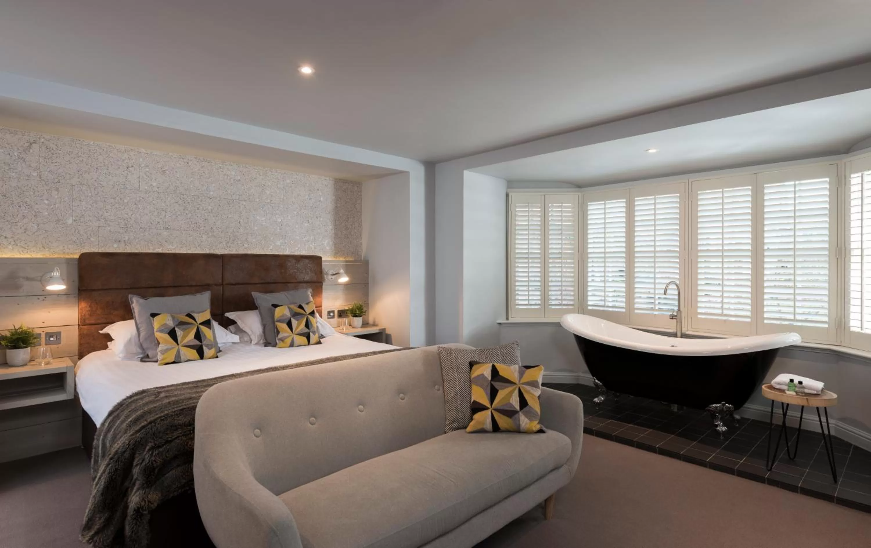 Photo of the whole room, Bed in Jorvik House