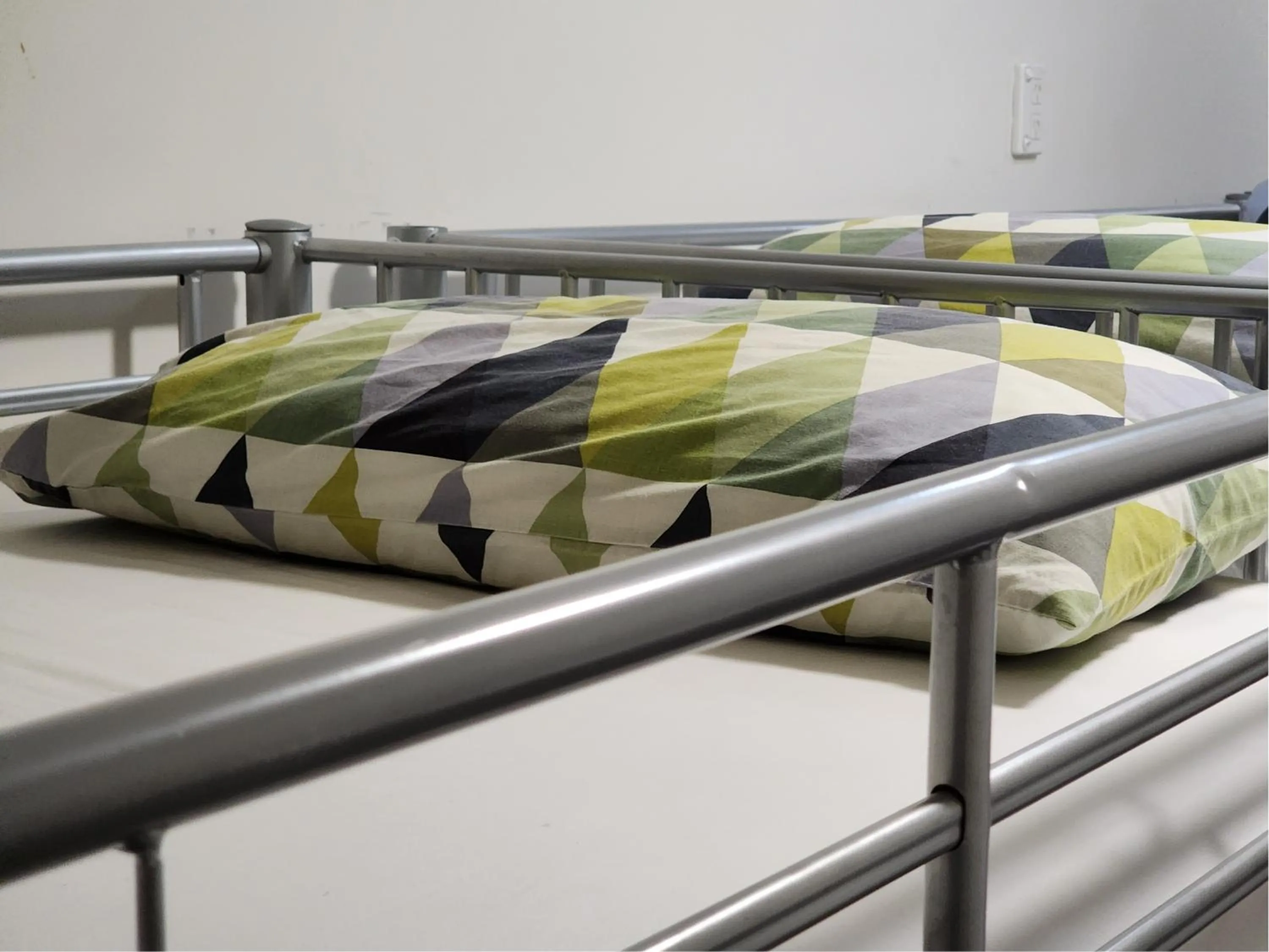 Bed in Newton Lodge Auckland