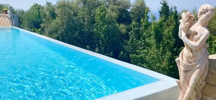 Swimming pool in Green Park Hotel & Residence