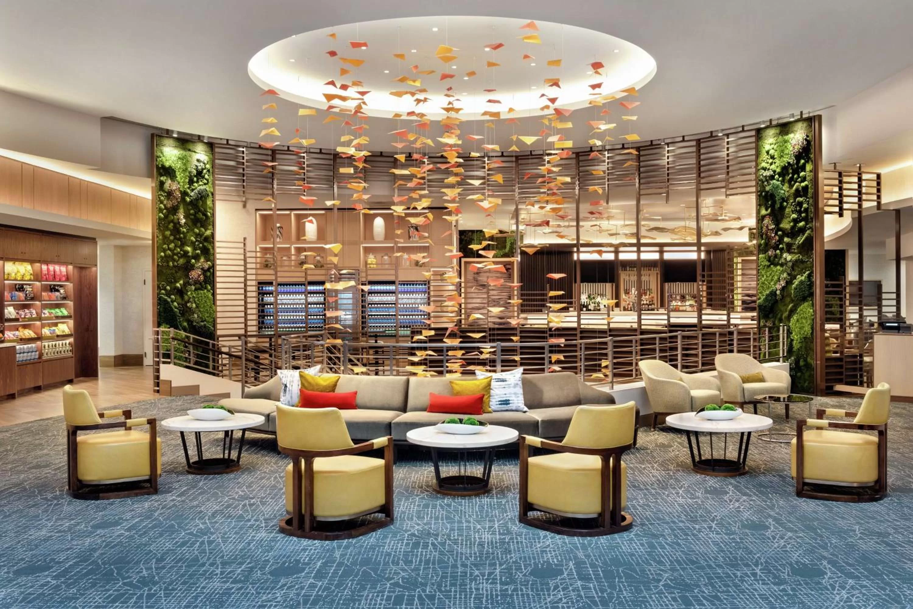 Lobby or reception in DoubleTree by Hilton Chicago Magnificent Mile