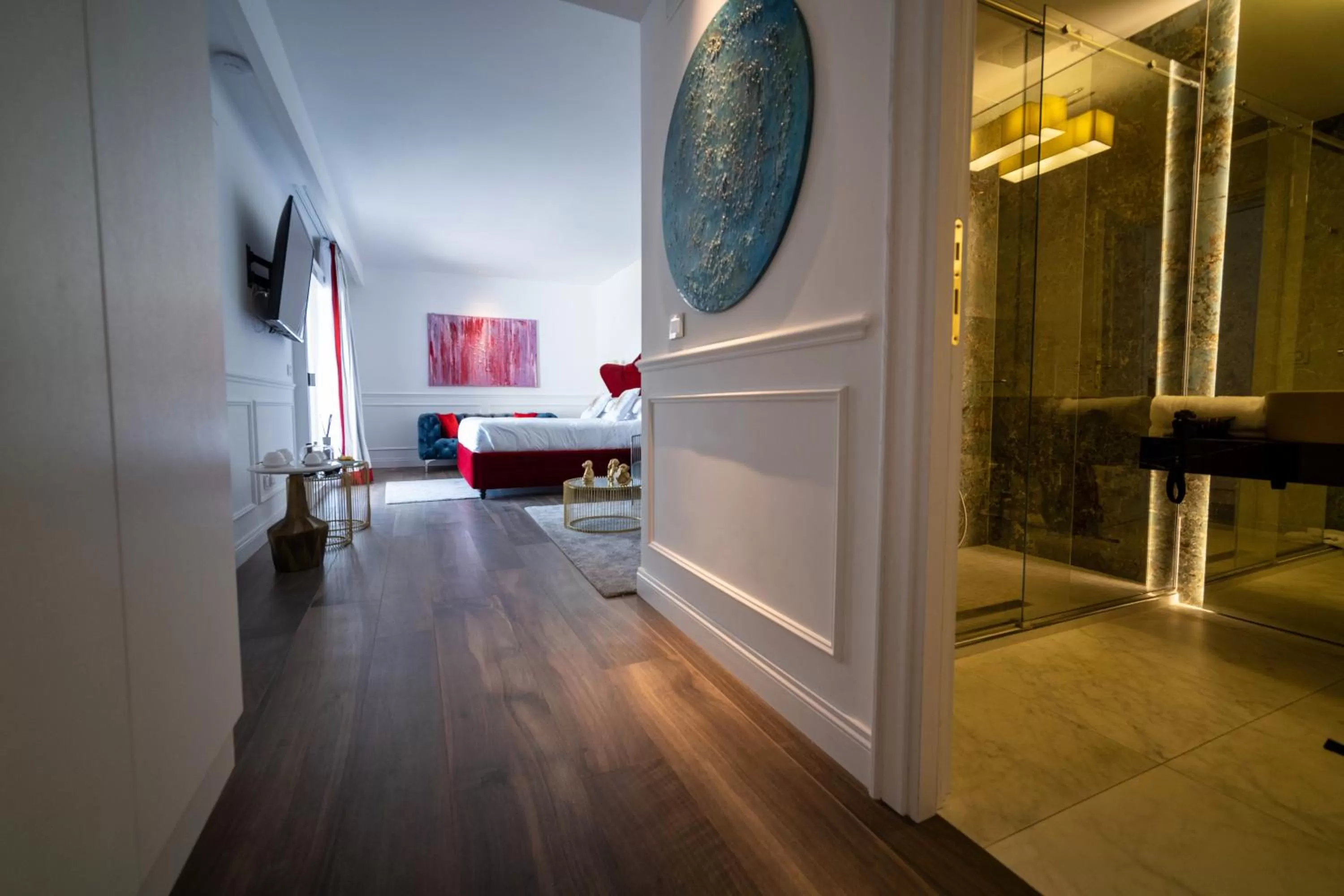 Shower, Bed in Monastero dei Santi