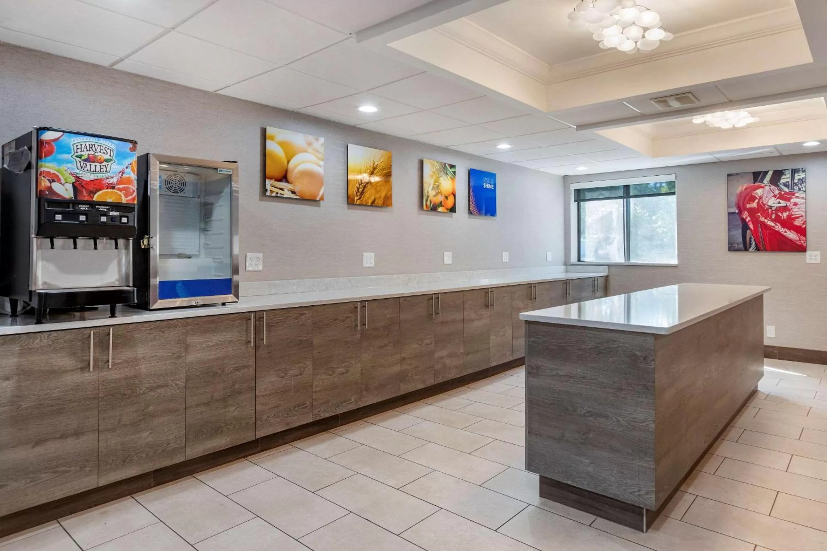 Restaurant/places to eat in Comfort Inn Near Greenfield Village