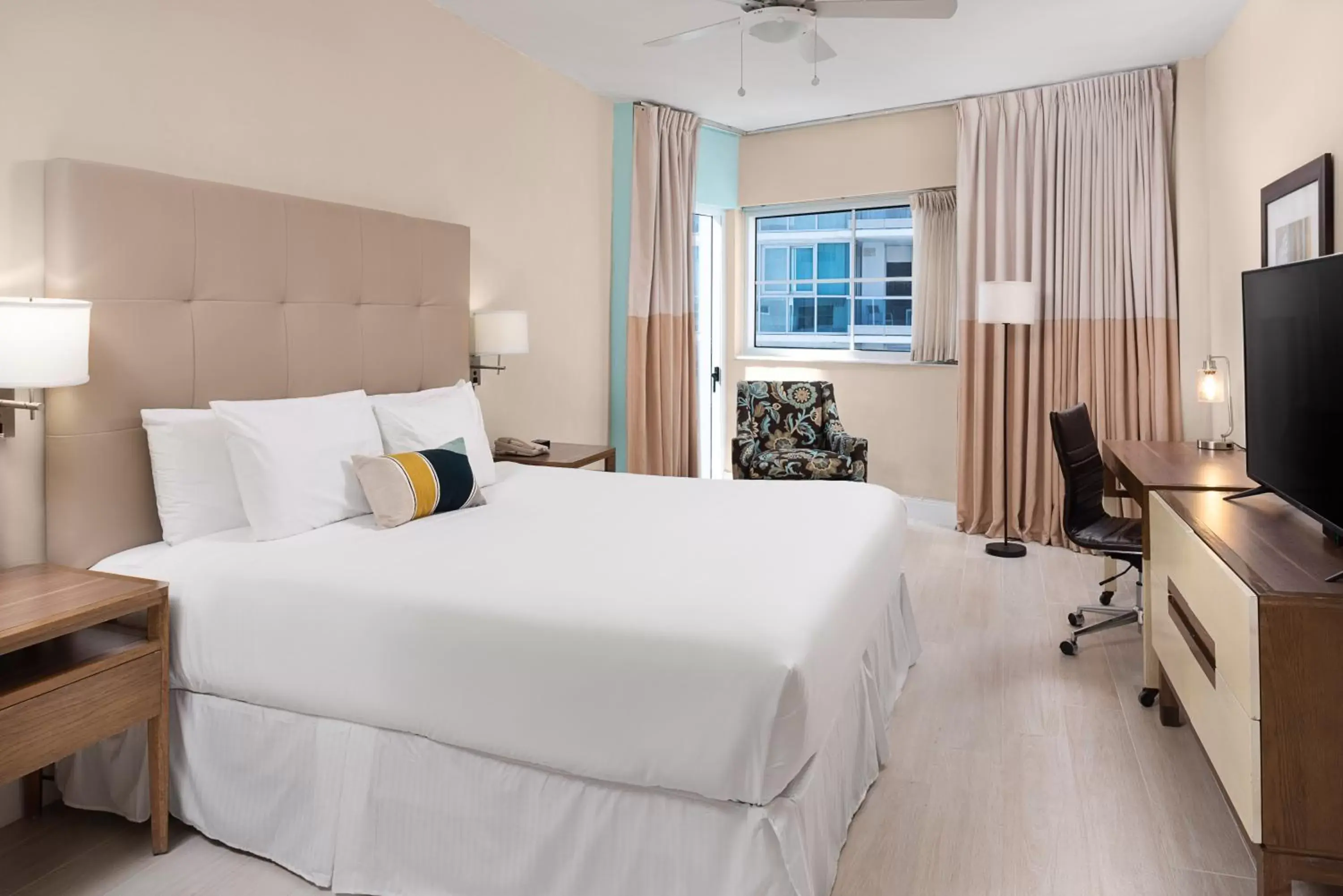 Deluxe Partial Ocean View King in Sherry Frontenac Oceanfront Deluxe Partial Ocean View King in Sherry Frontenac Oceanfront