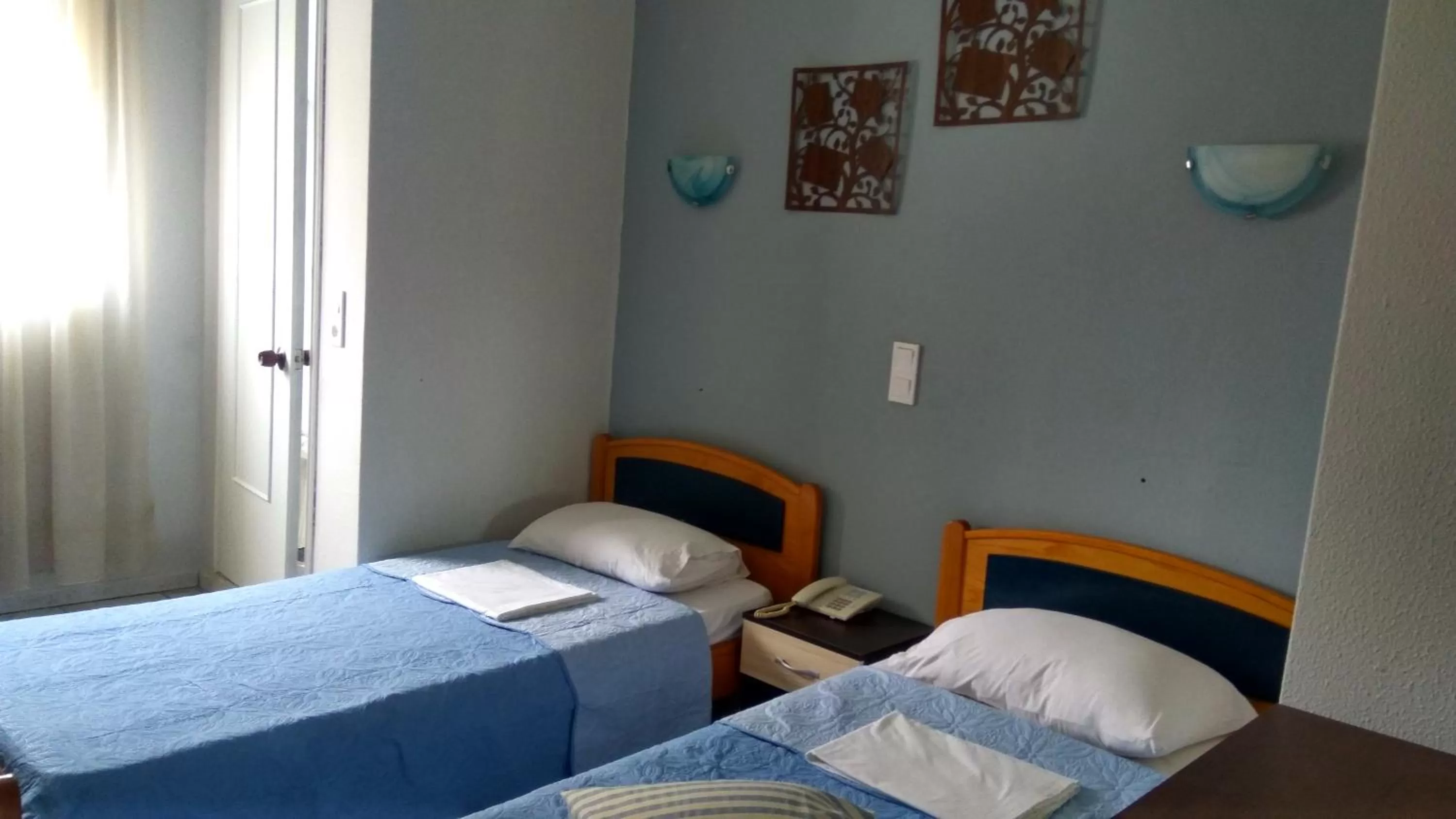 Photo of the whole room in Hotel Anesi