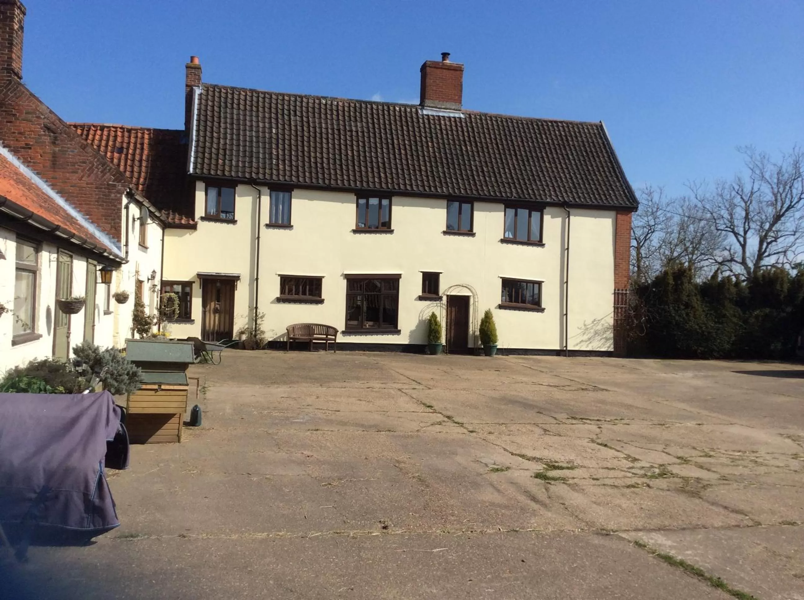 Valley Farmhouse, Westhall