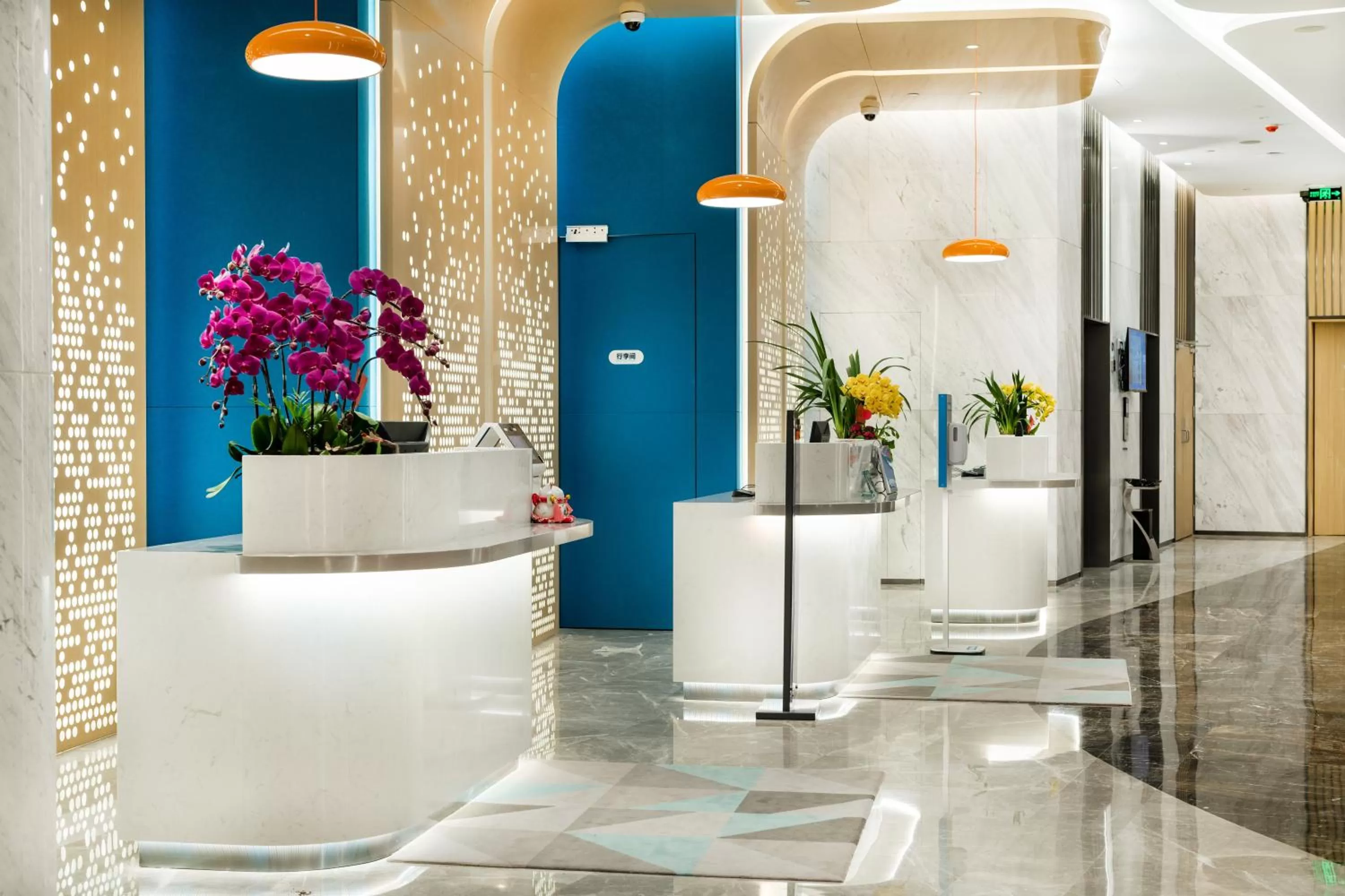 Property building in Holiday Inn Express Shanghai Pudong Zhangjiang by IHG - 20 minutes to New International Expo Center and Disneyland