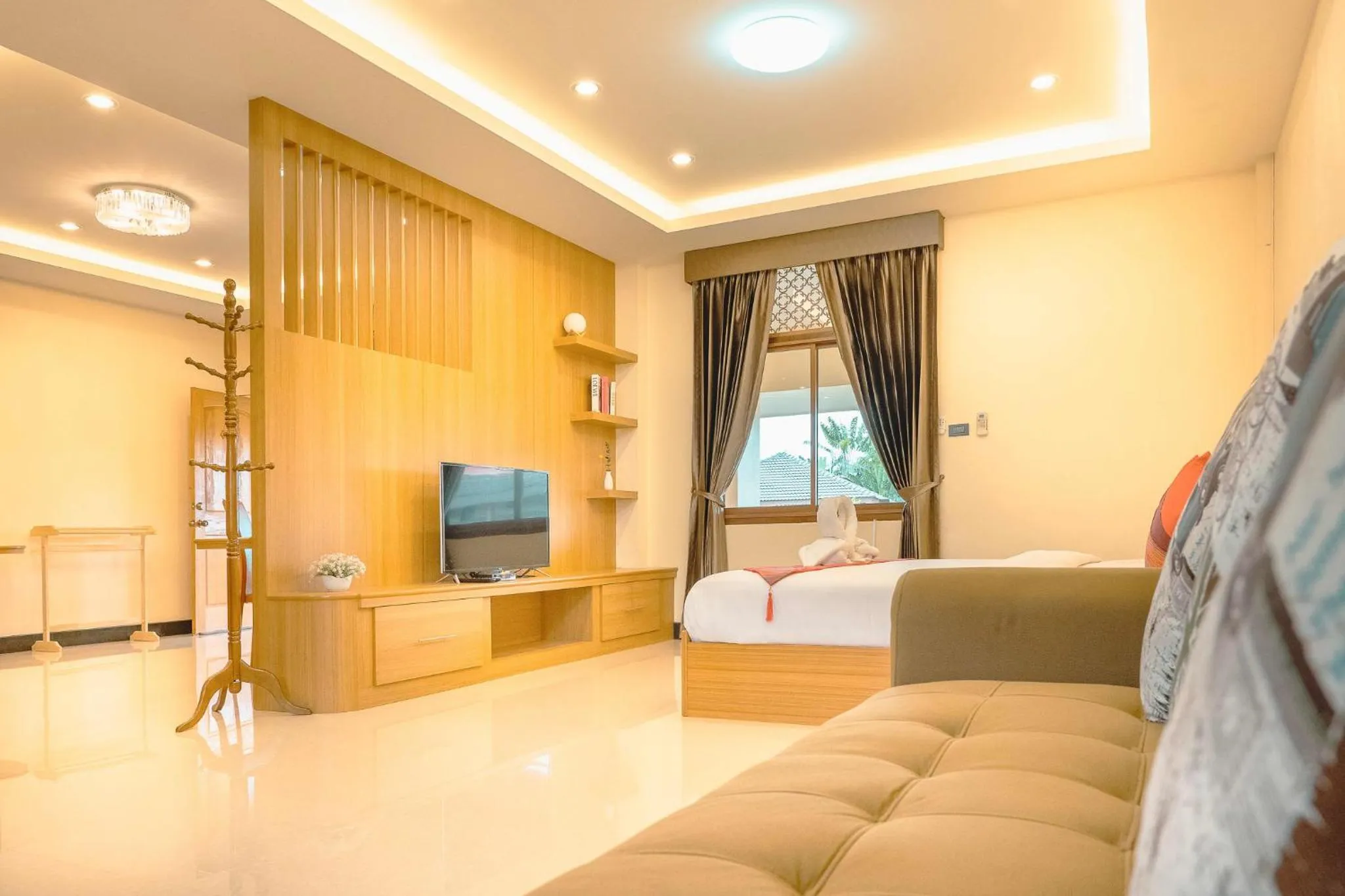 Evening entertainment in AU Place Hotel