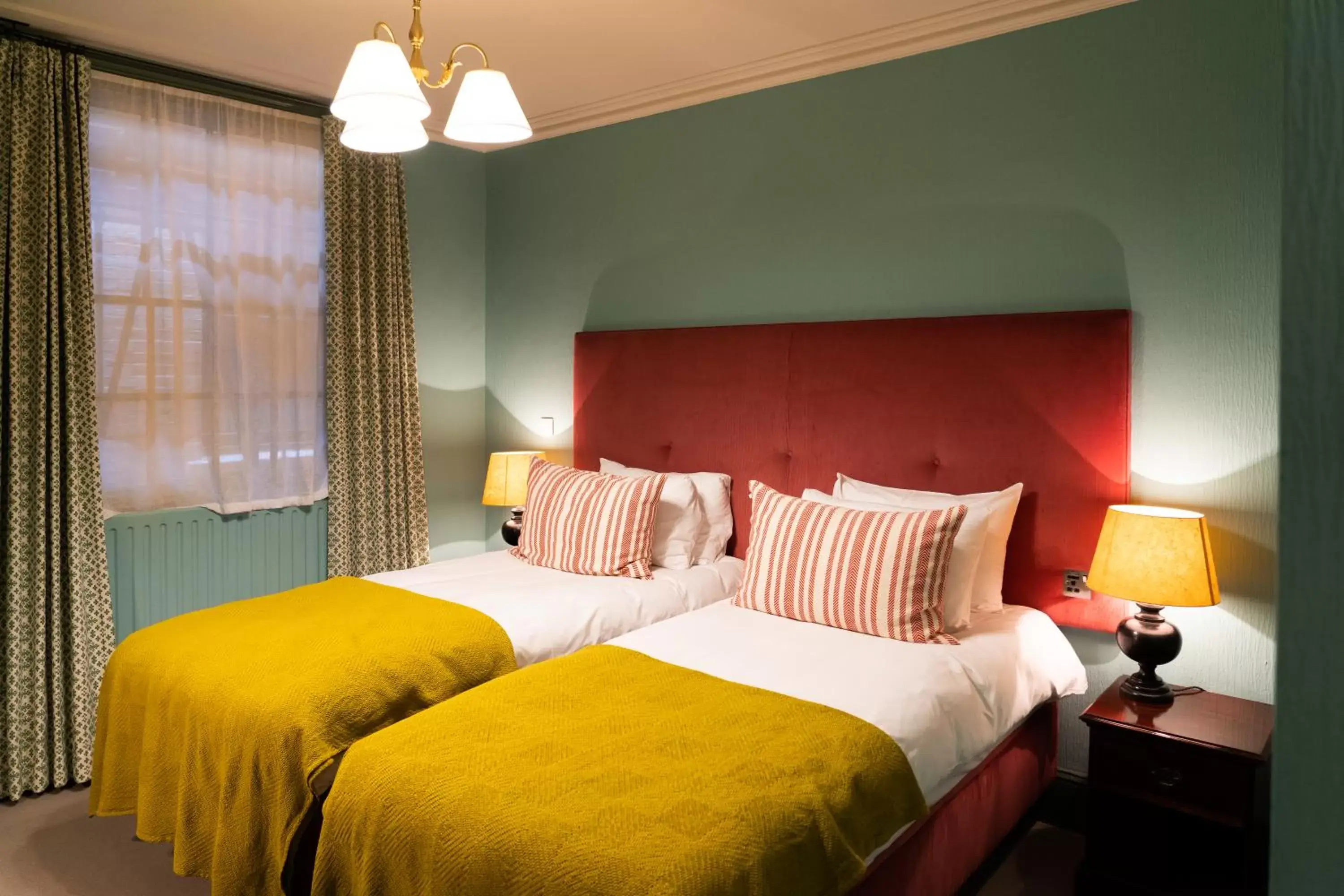 Standard Twin Room in The Green Dragon Hotel Standard Twin Room in The Green Dragon Hotel