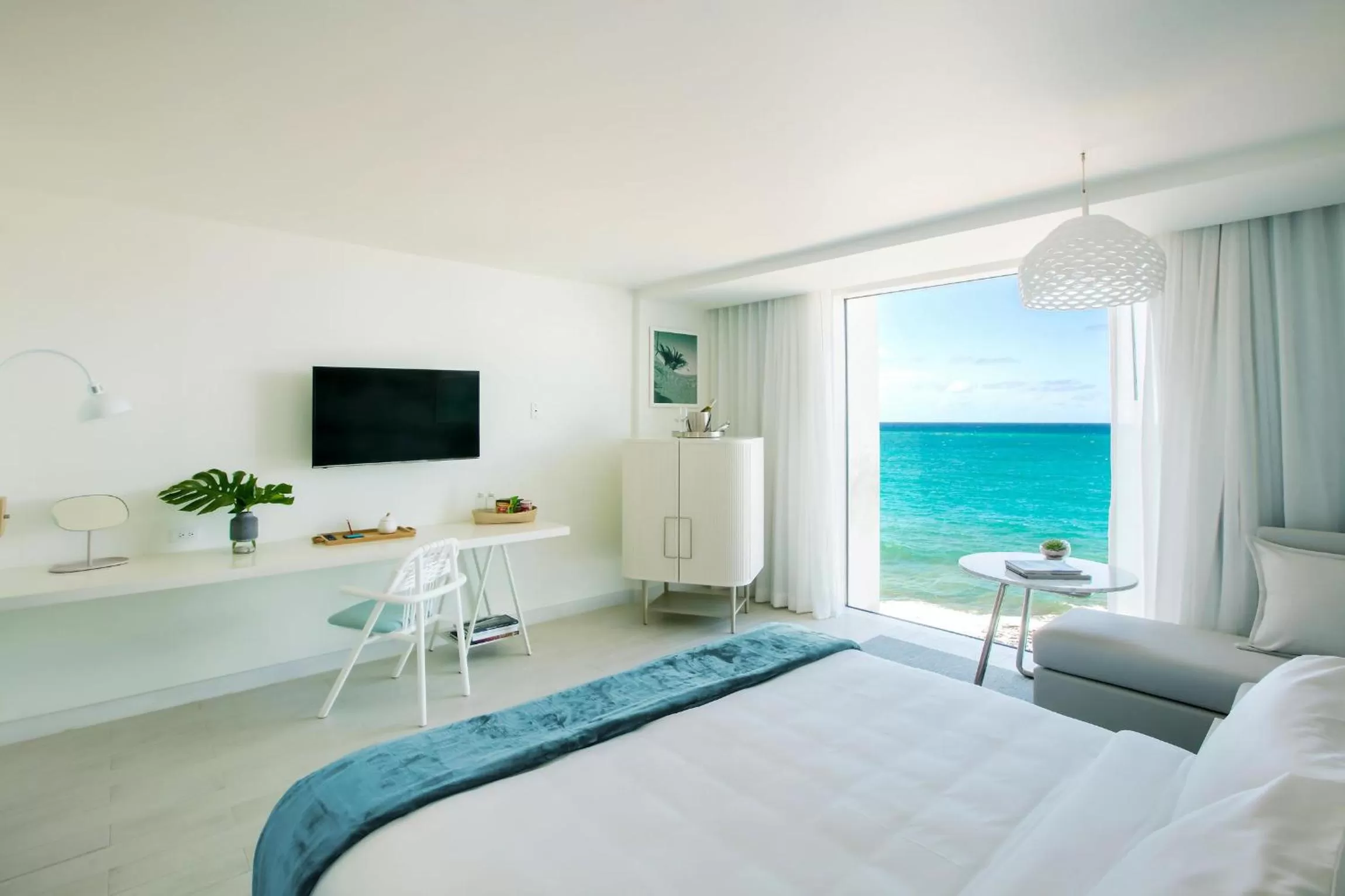 Bedroom, Bed in Condado Ocean Club - Adults Only