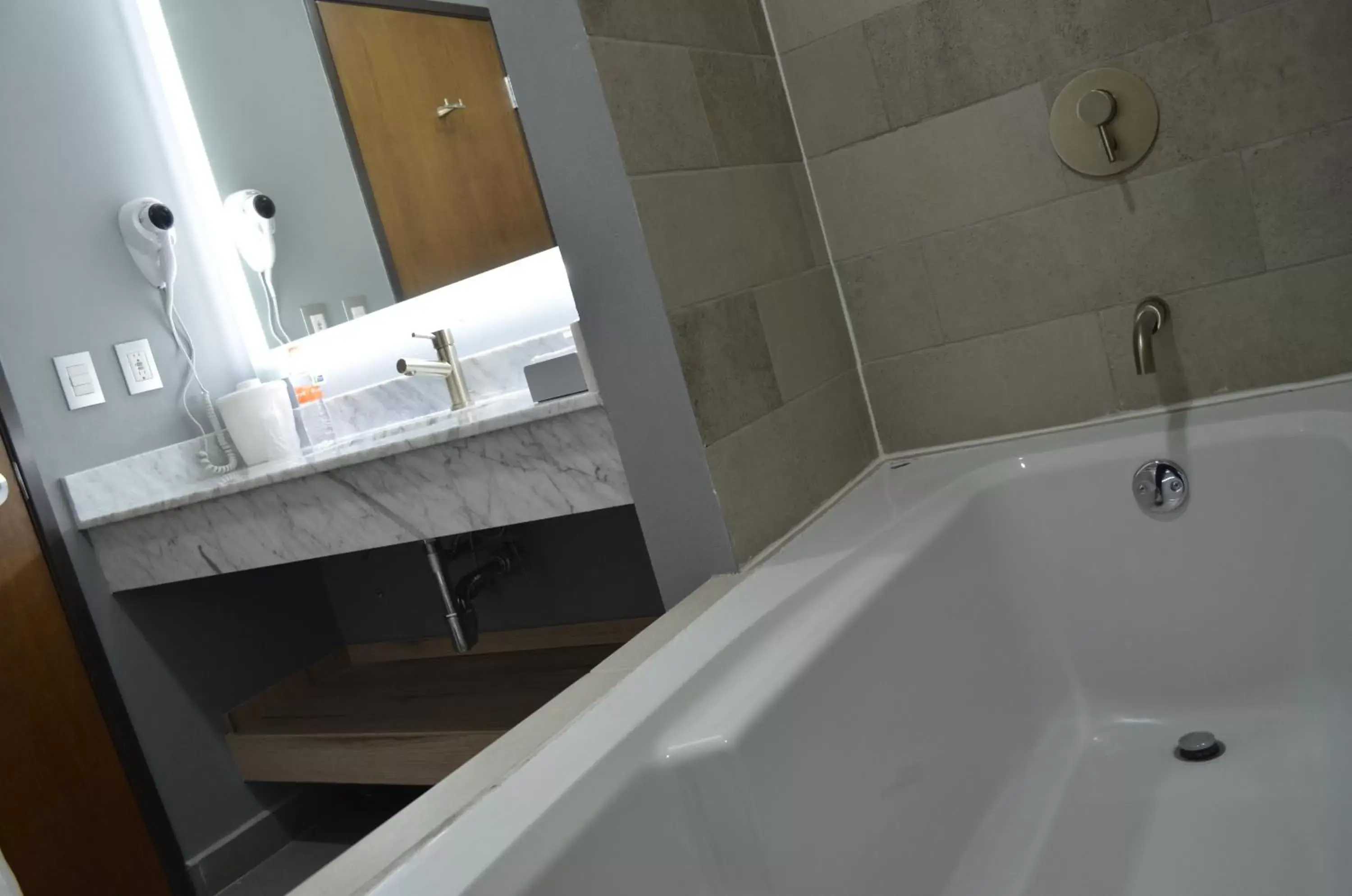 One-Bedroom Suite in Holiday Inn Express & Suites - Ciudad Obregon, an IHG Hotel One-Bedroom Suite in Holiday Inn Express & Suites - Ciudad Obregon, an IHG Hotel