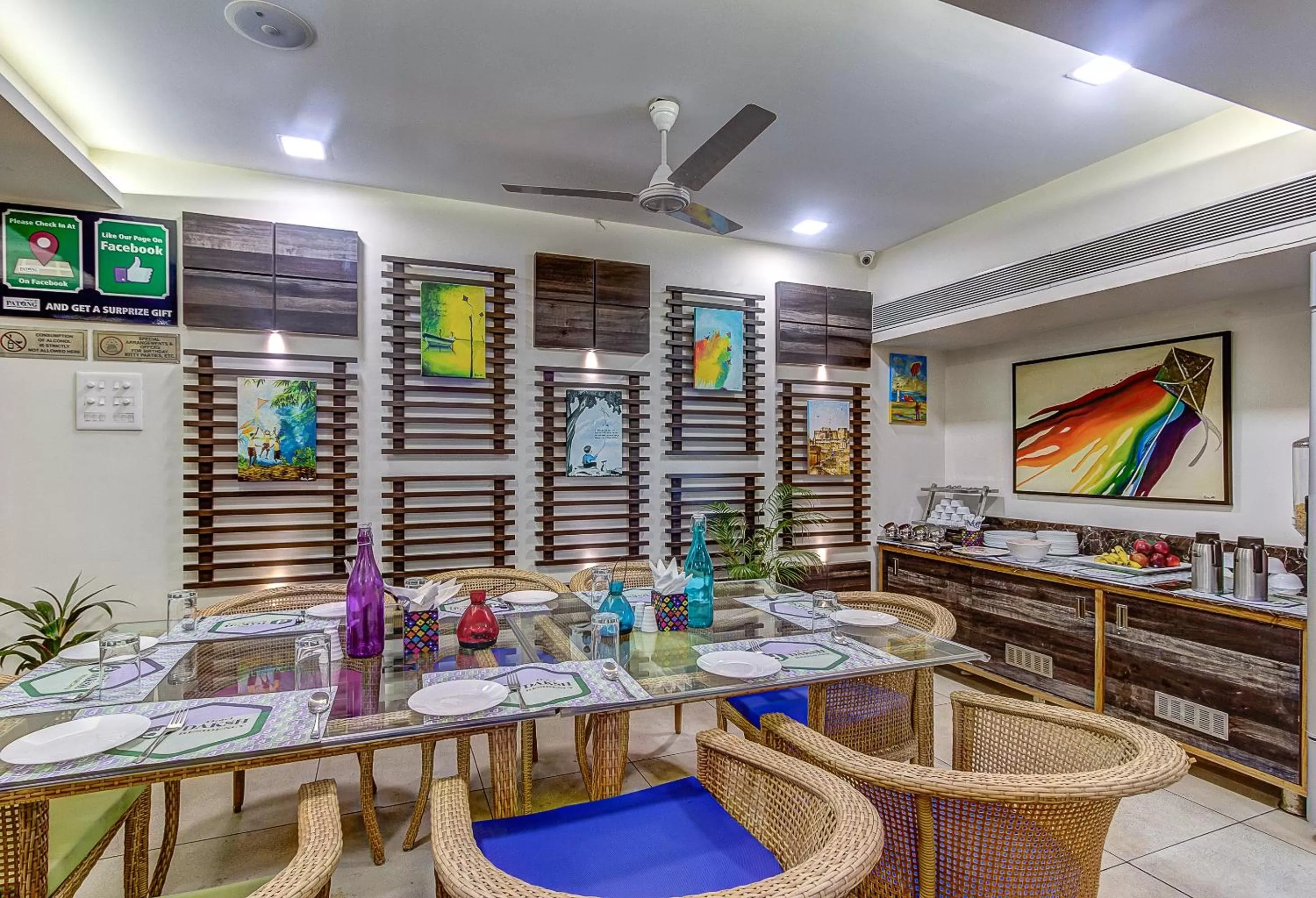 Restaurant/places to eat in Treebo Daksh Residency