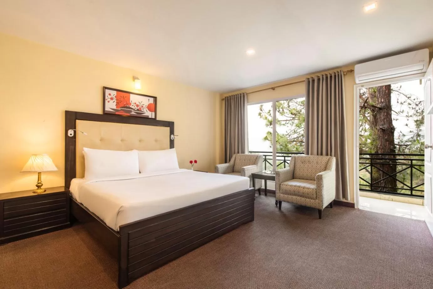 View (from property/room), Bed in Maple Resort Chail