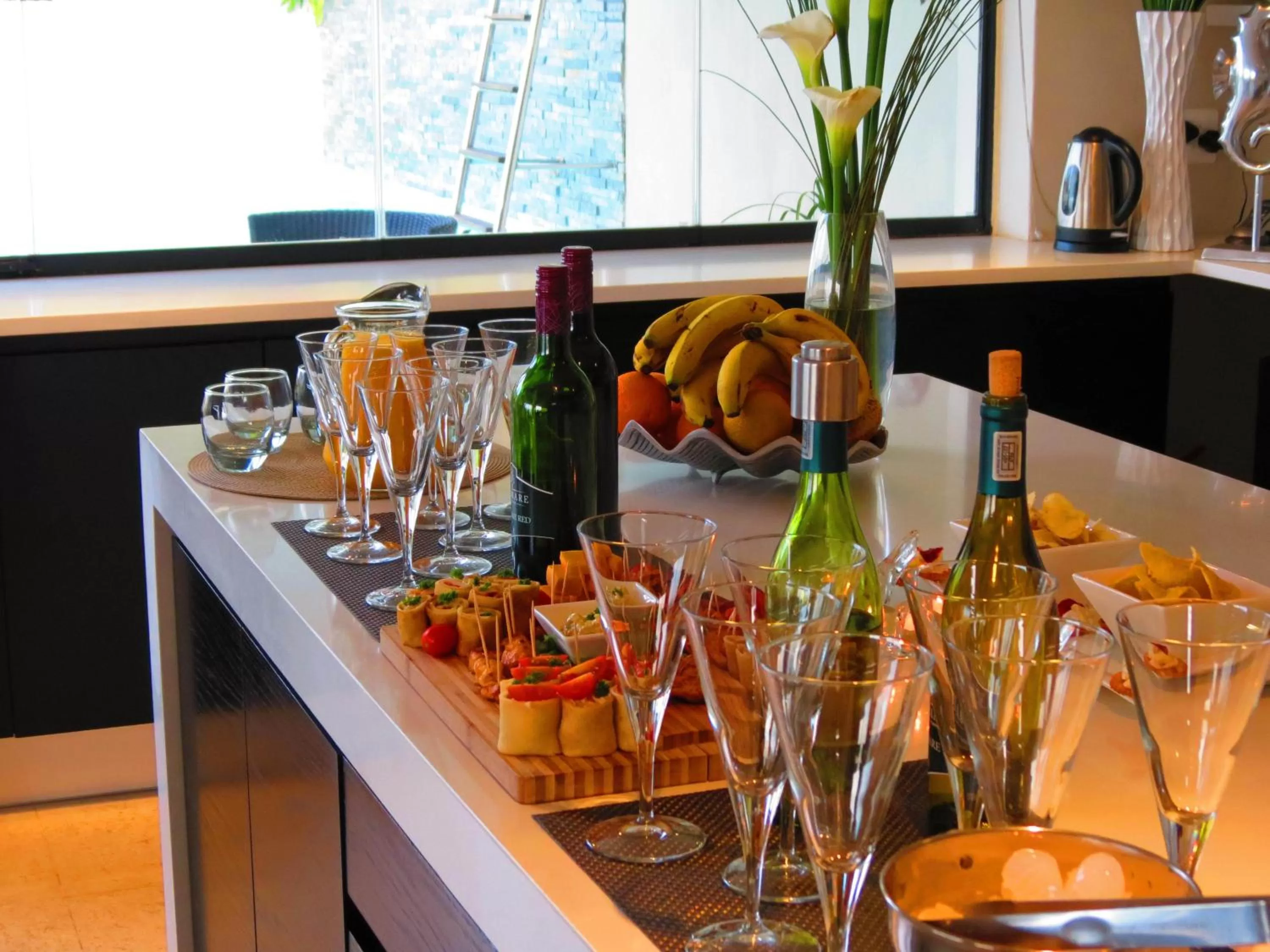 Restaurant/places to eat in Azamare Guest House