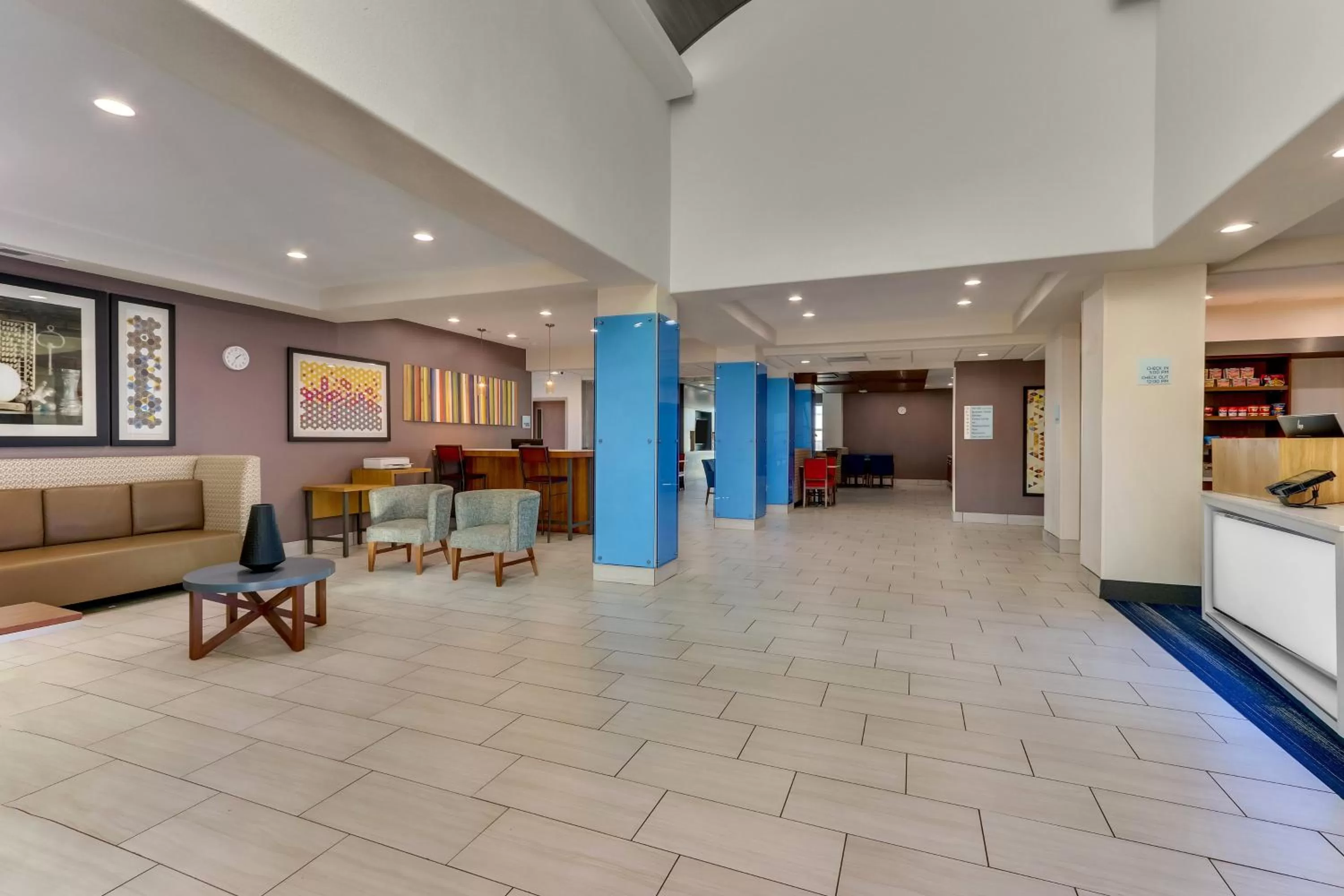Property building in Holiday Inn Express Lake Worth NW Loop 820 by IHG