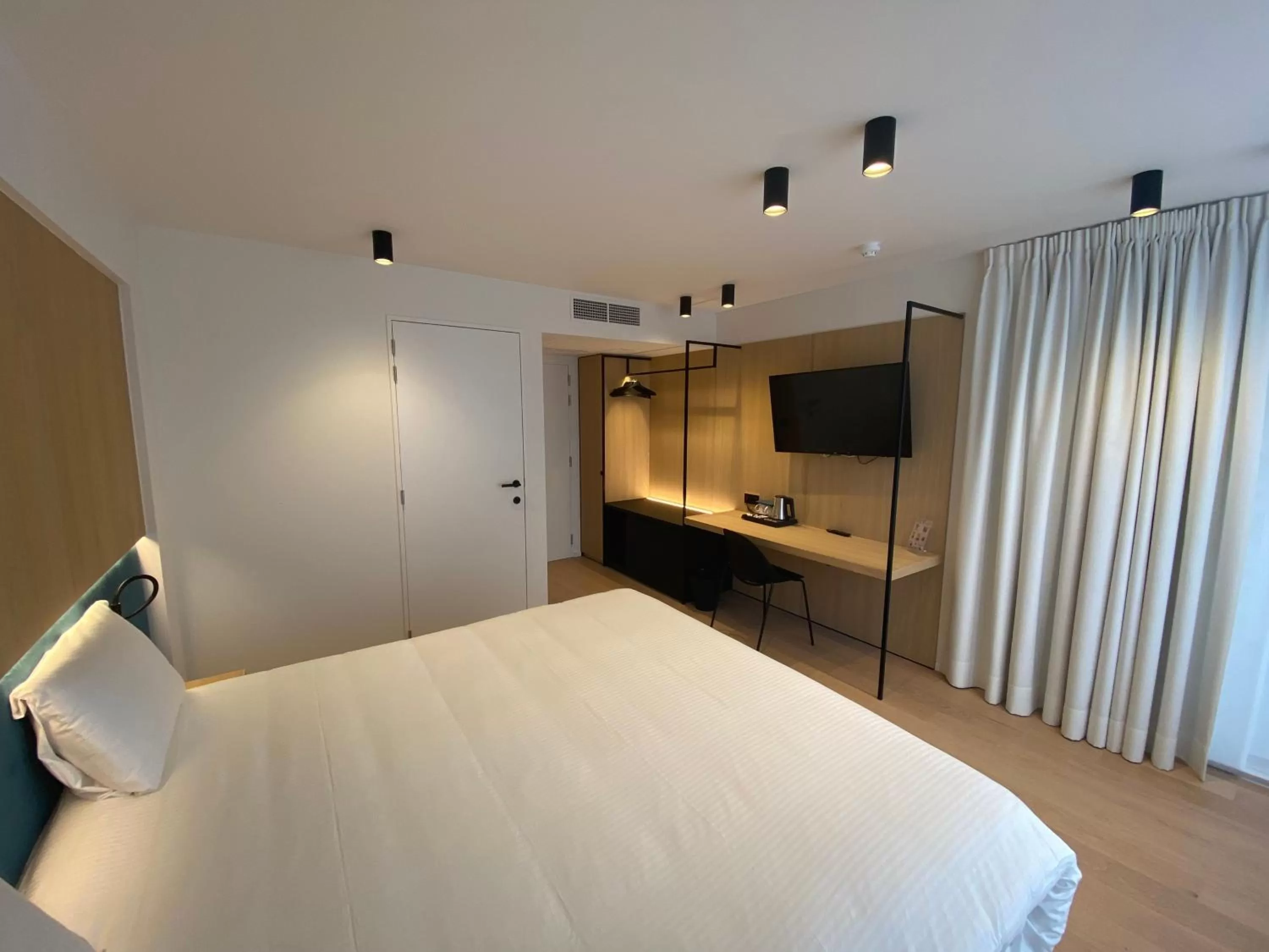 Photo of the whole room, Bed in Parkhotel Roeselare