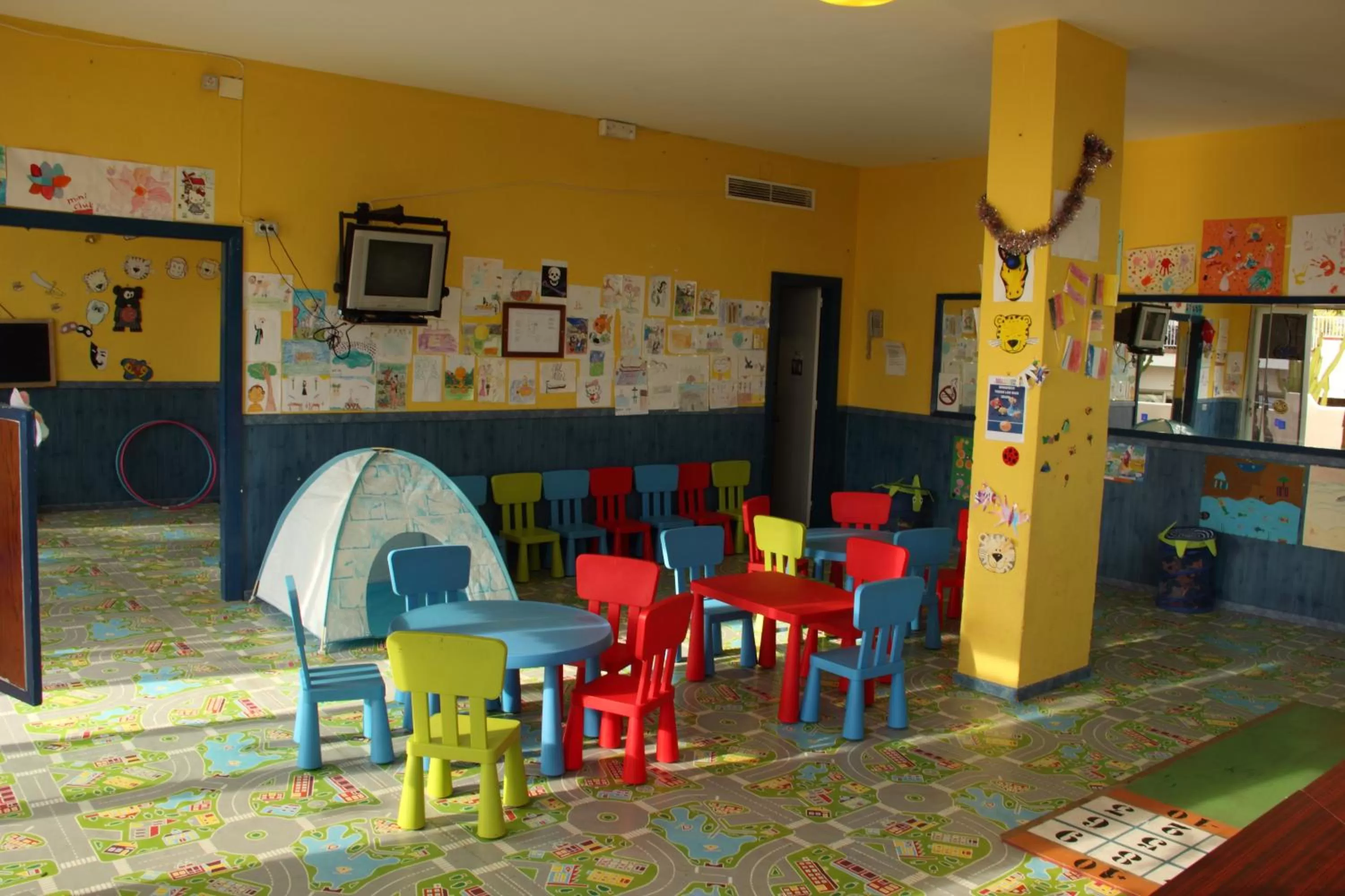 Children play ground in VIK Hotel San Antonio