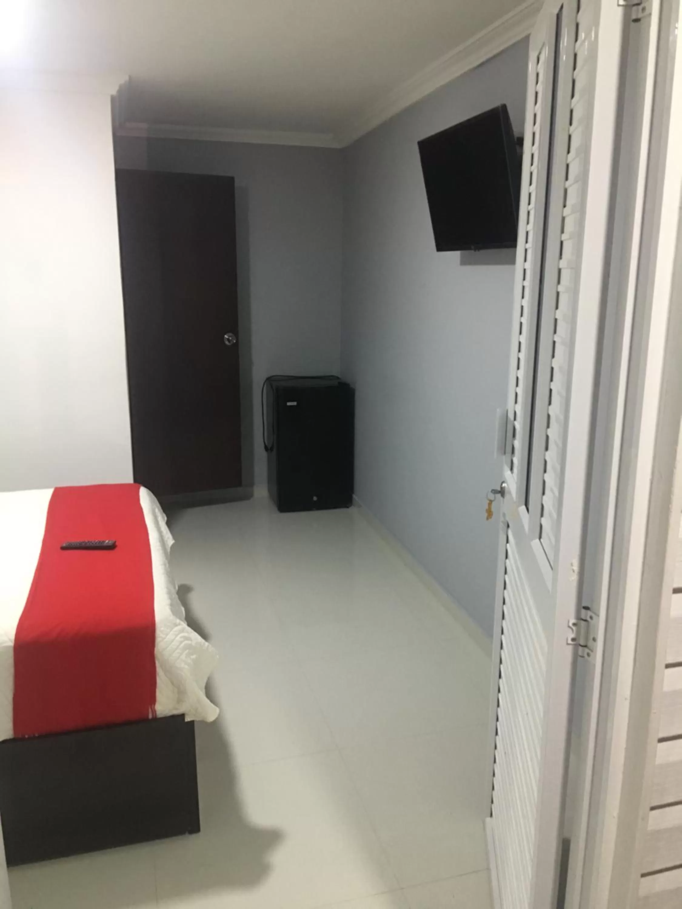 TV/Entertainment Center in Apartamentos Isla Tropical