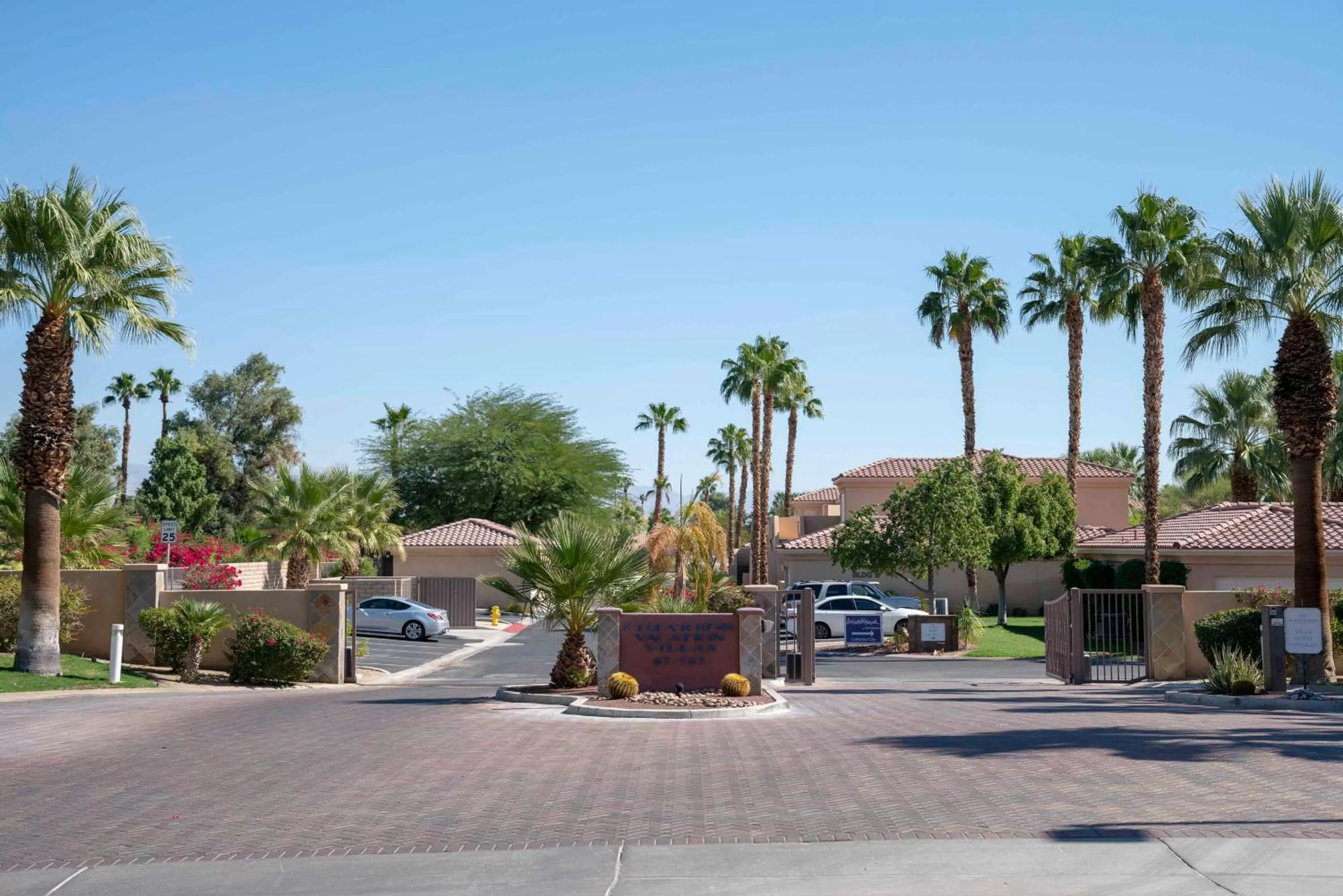 Street view in Raintree's Cimarron Golf Resort Palm Springs