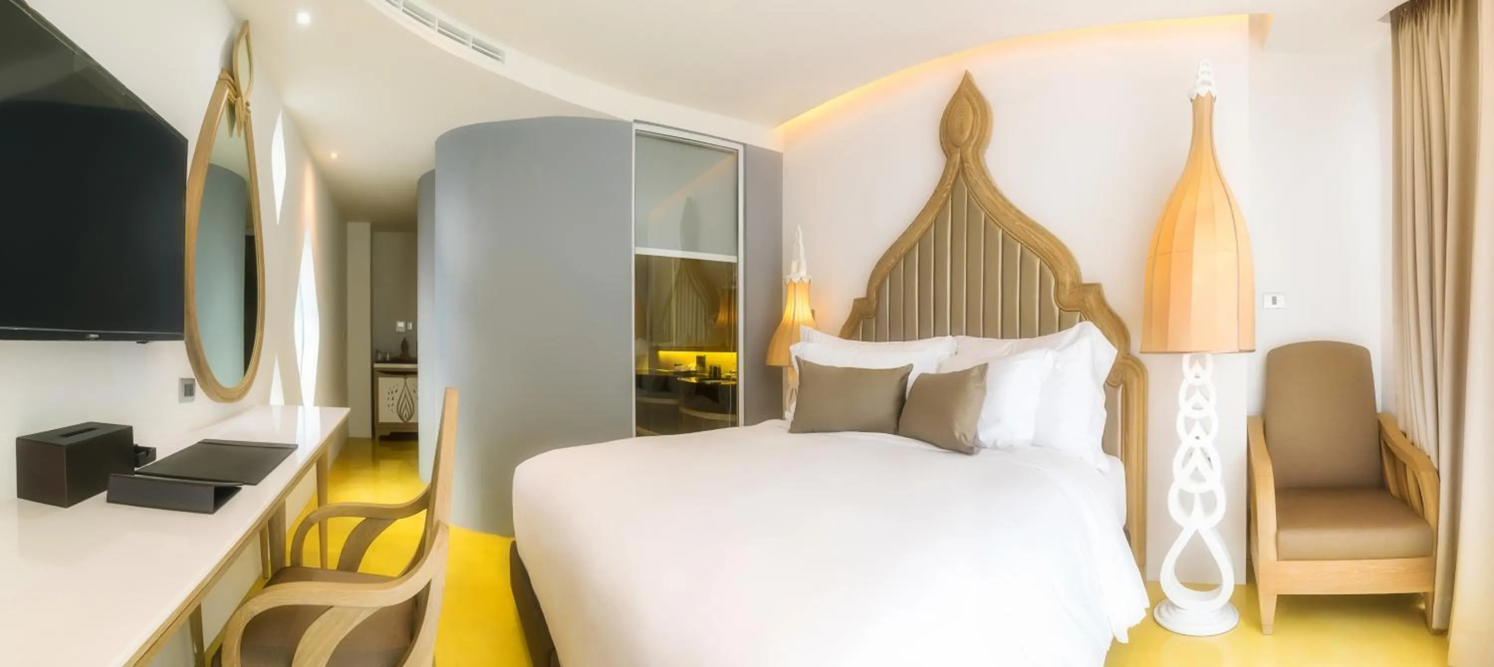 Decorative detail, Bed in Anajak Bangkok Hotel - SHA Plus