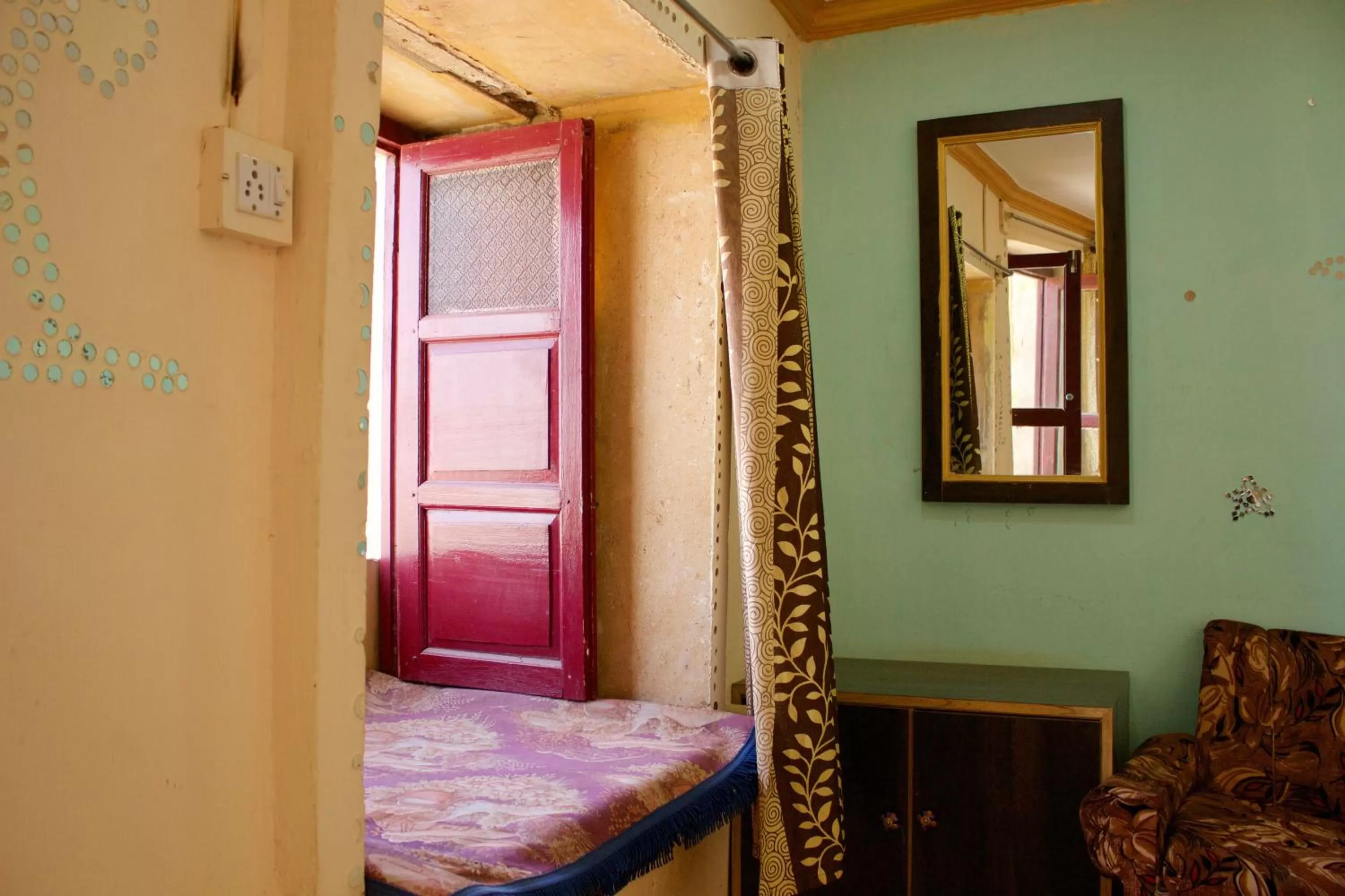 Bathroom, Bed in Hotel Desert