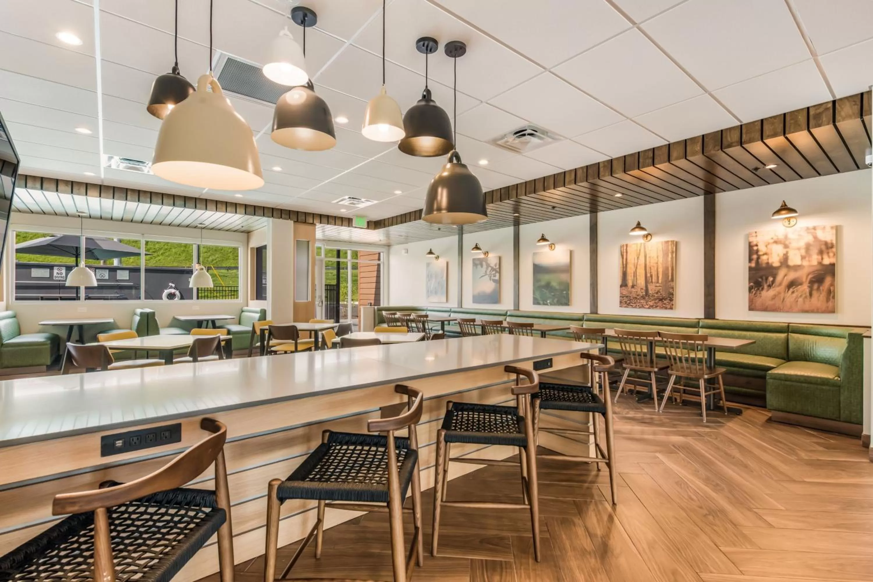 Breakfast in Fairfield by Marriott Inn & Suites Knoxville Clinton