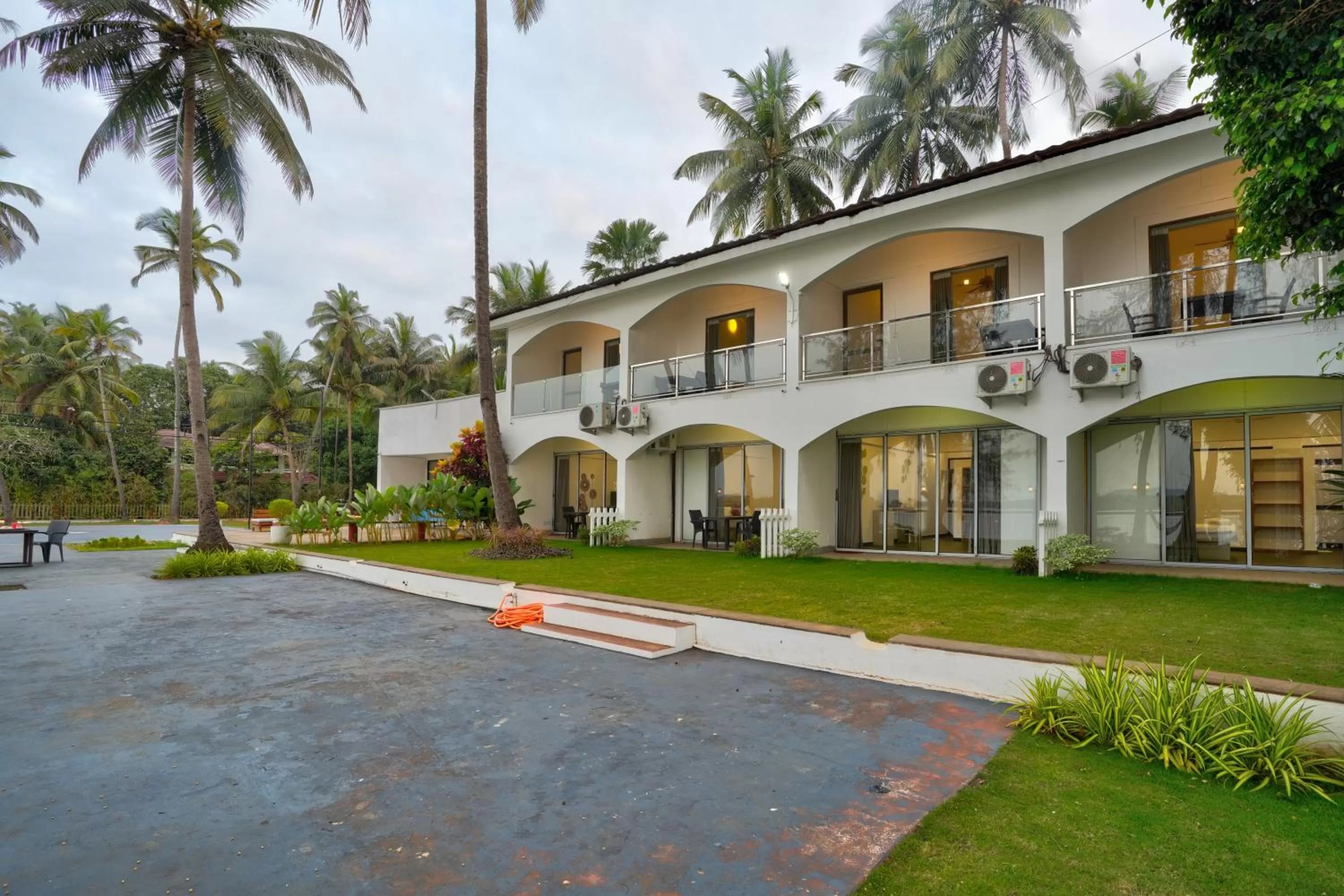 Property building in Blu Missel By The River