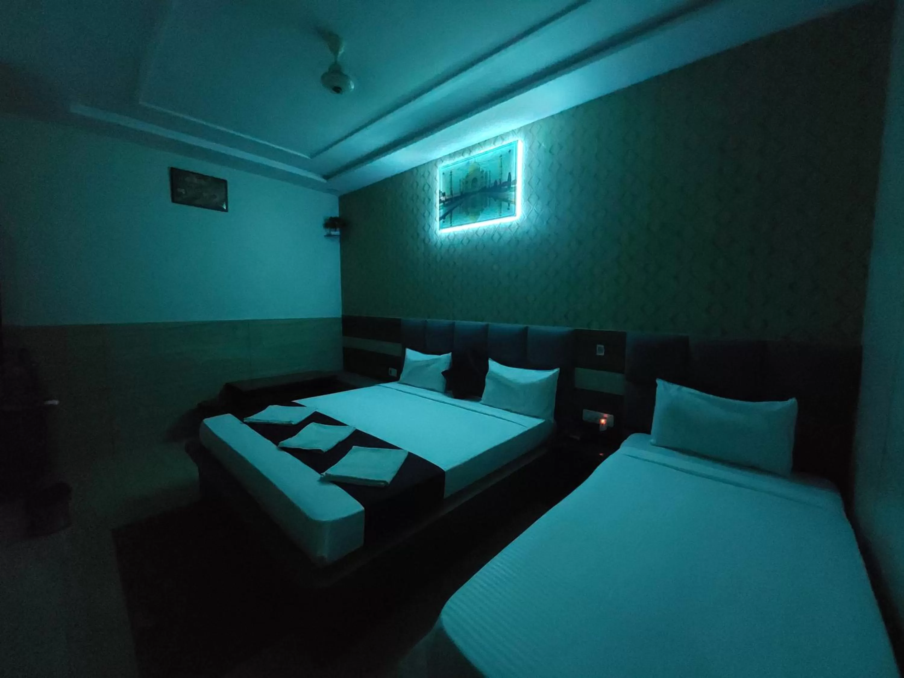 Bed in Taj Nice Point Manage by Taj Sunrise Group