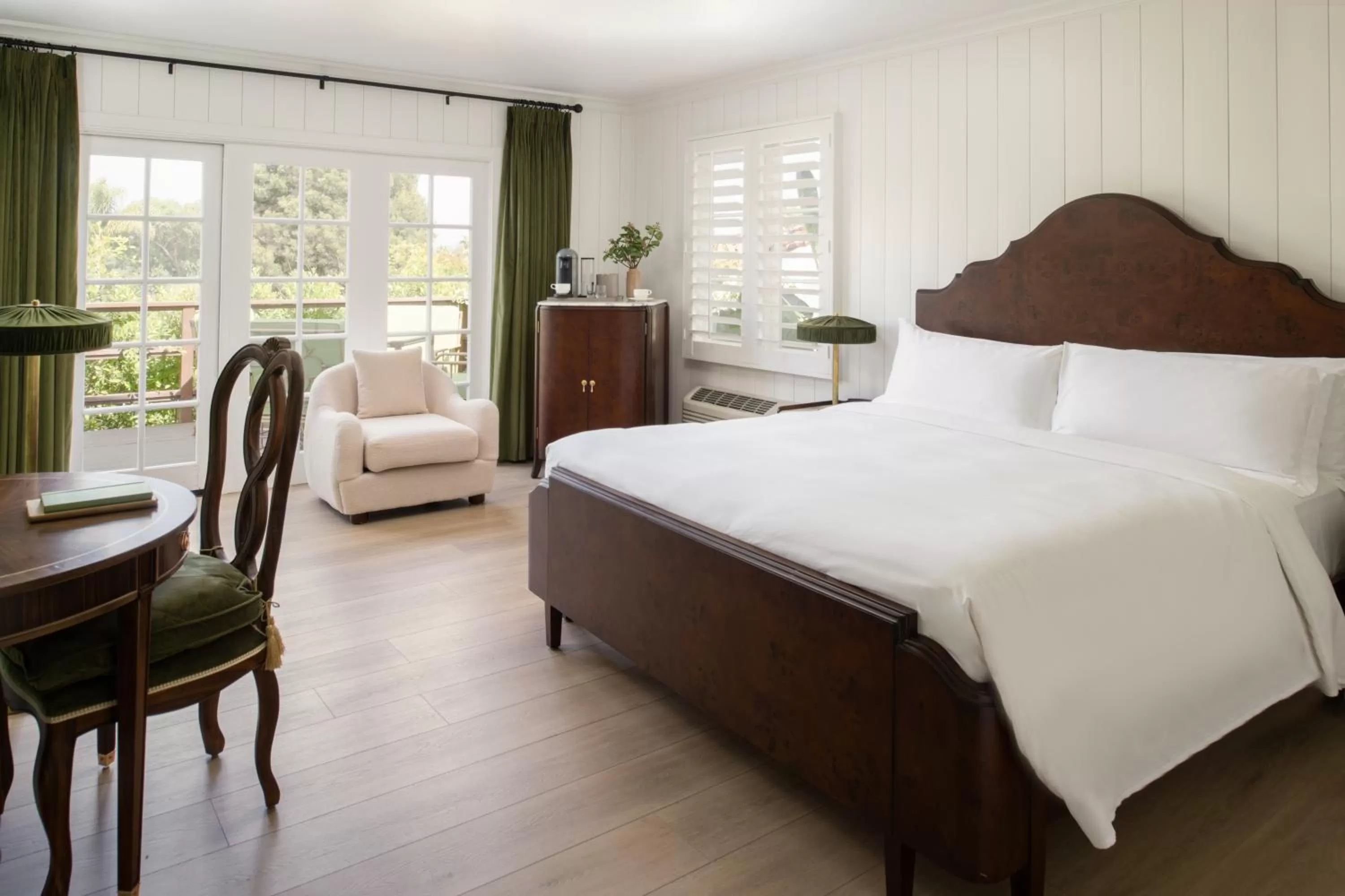 Bed in The Inn at Rancho Santa Fe