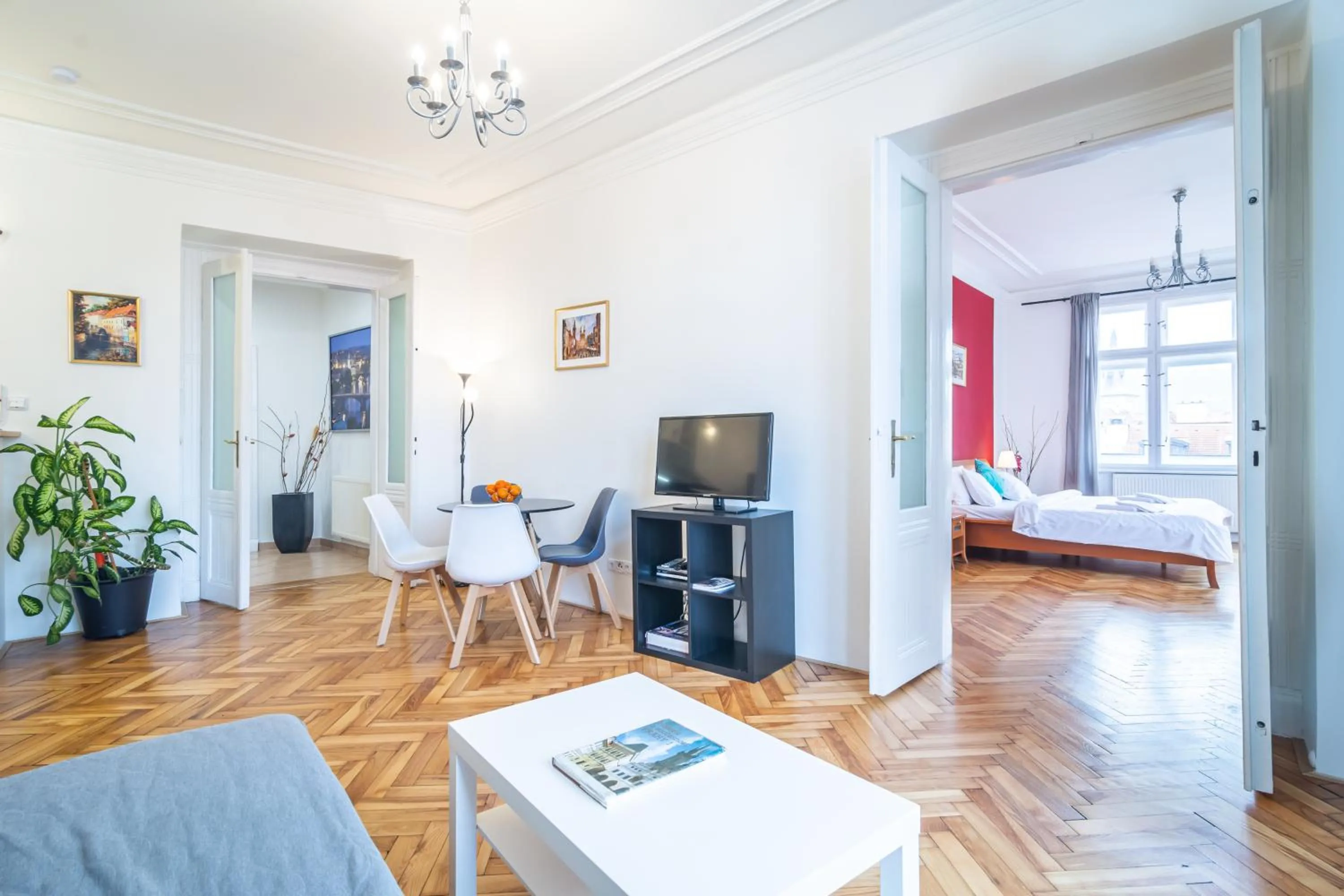 Living room, Bed in Royal Road Residence