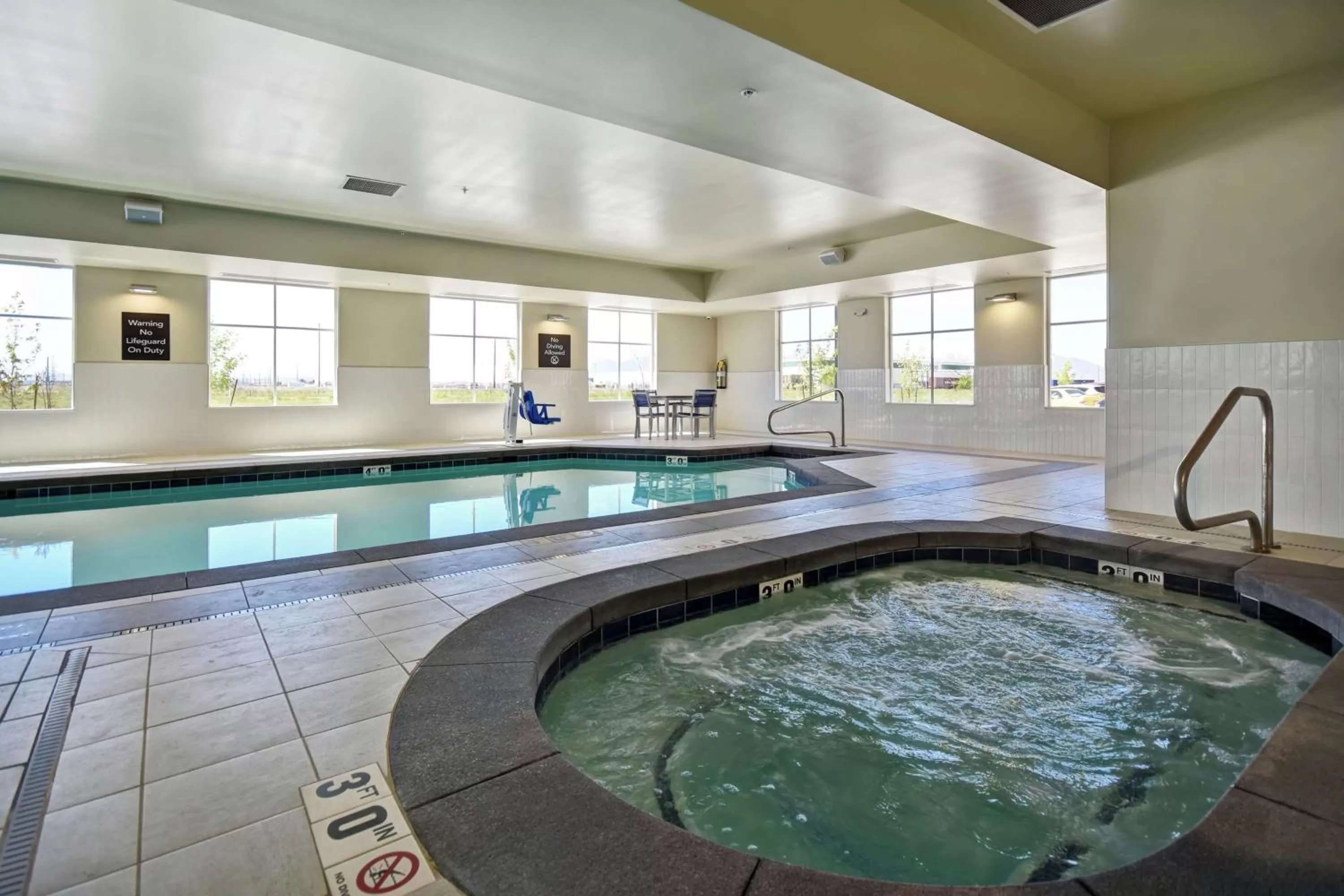 Swimming pool in Homewood Suites By Hilton Salt Lake City Airport