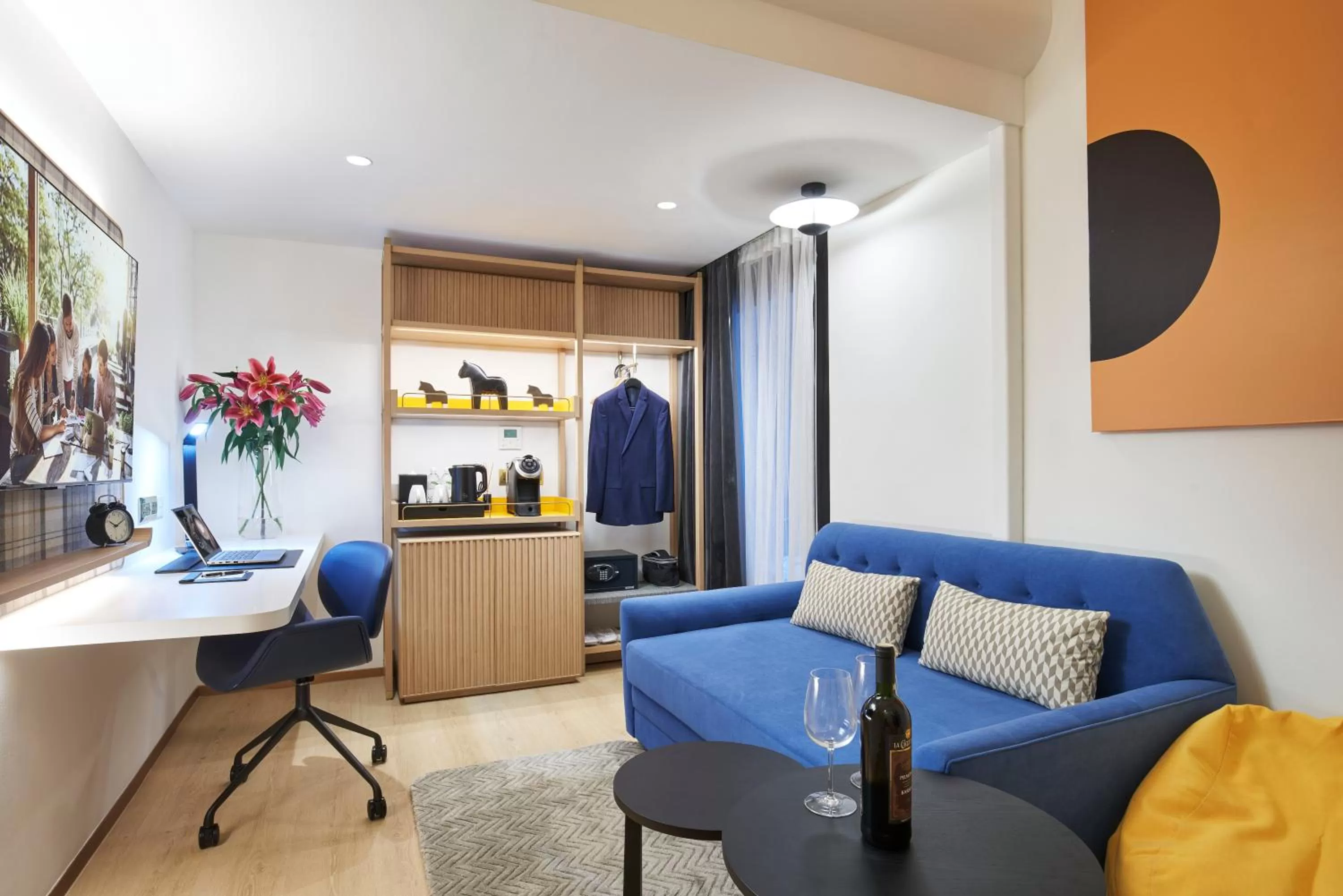 Seating area in Citadines Connect City Centre Singapore