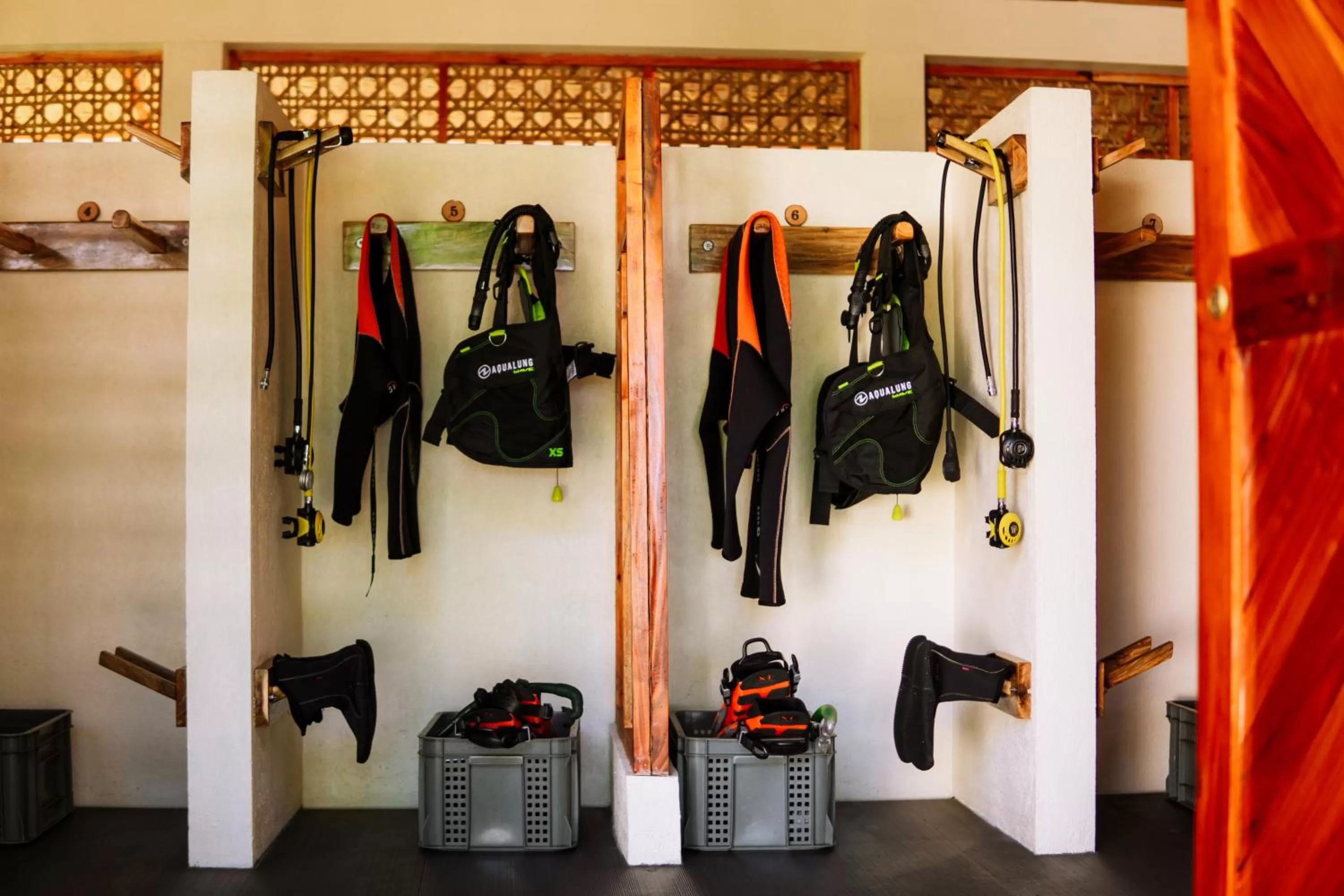 Diving in Balai sa Baibai