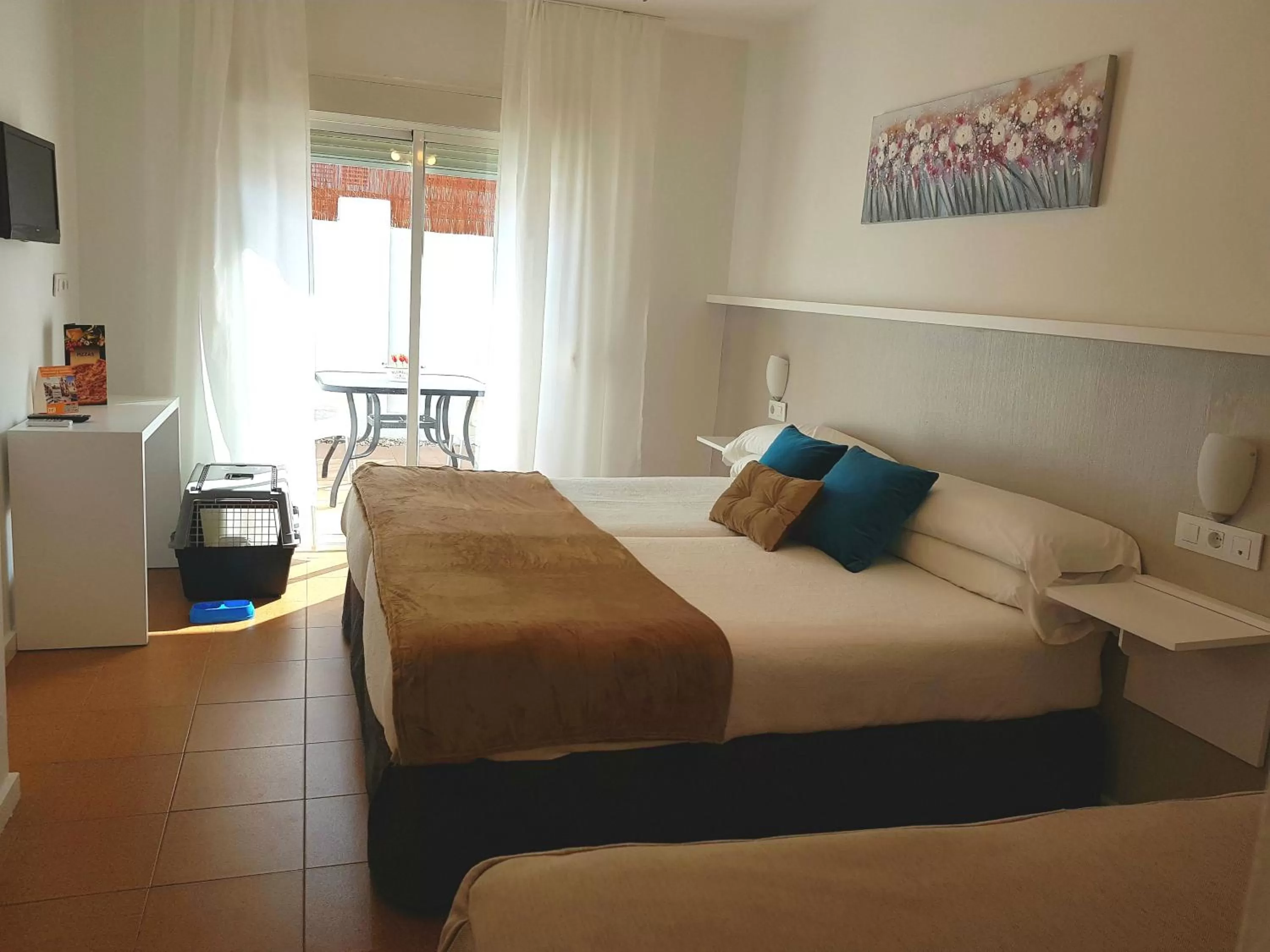 Photo of the whole room, Bed in Campomar Playa