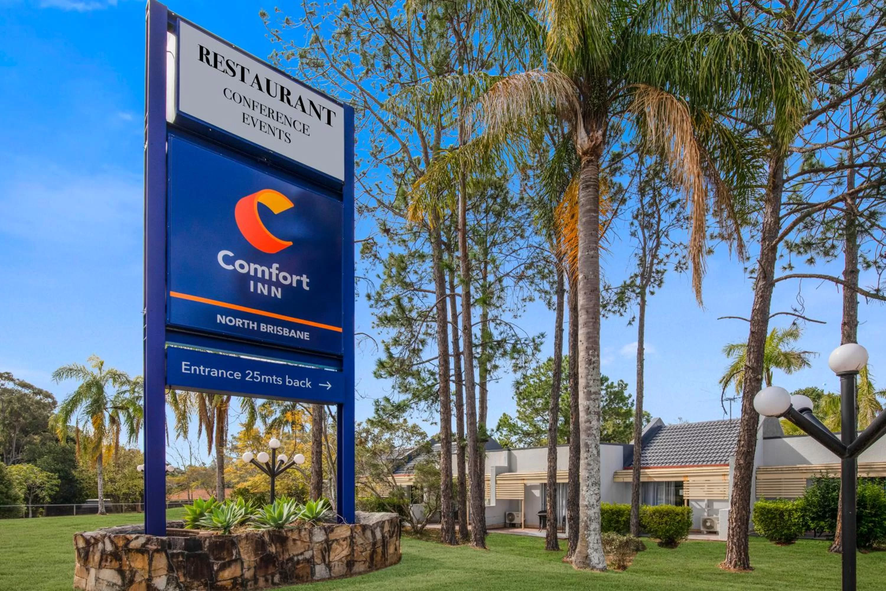 Logo/Certificate/Sign in Comfort Inn North Brisbane