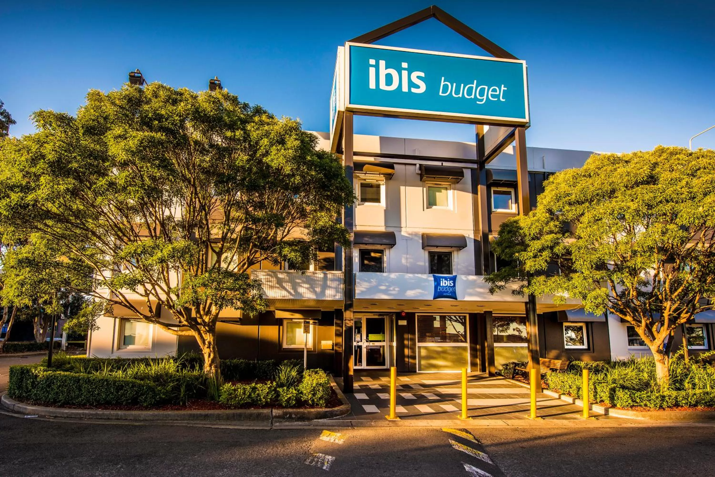 Property building in ibis Budget - St Peters