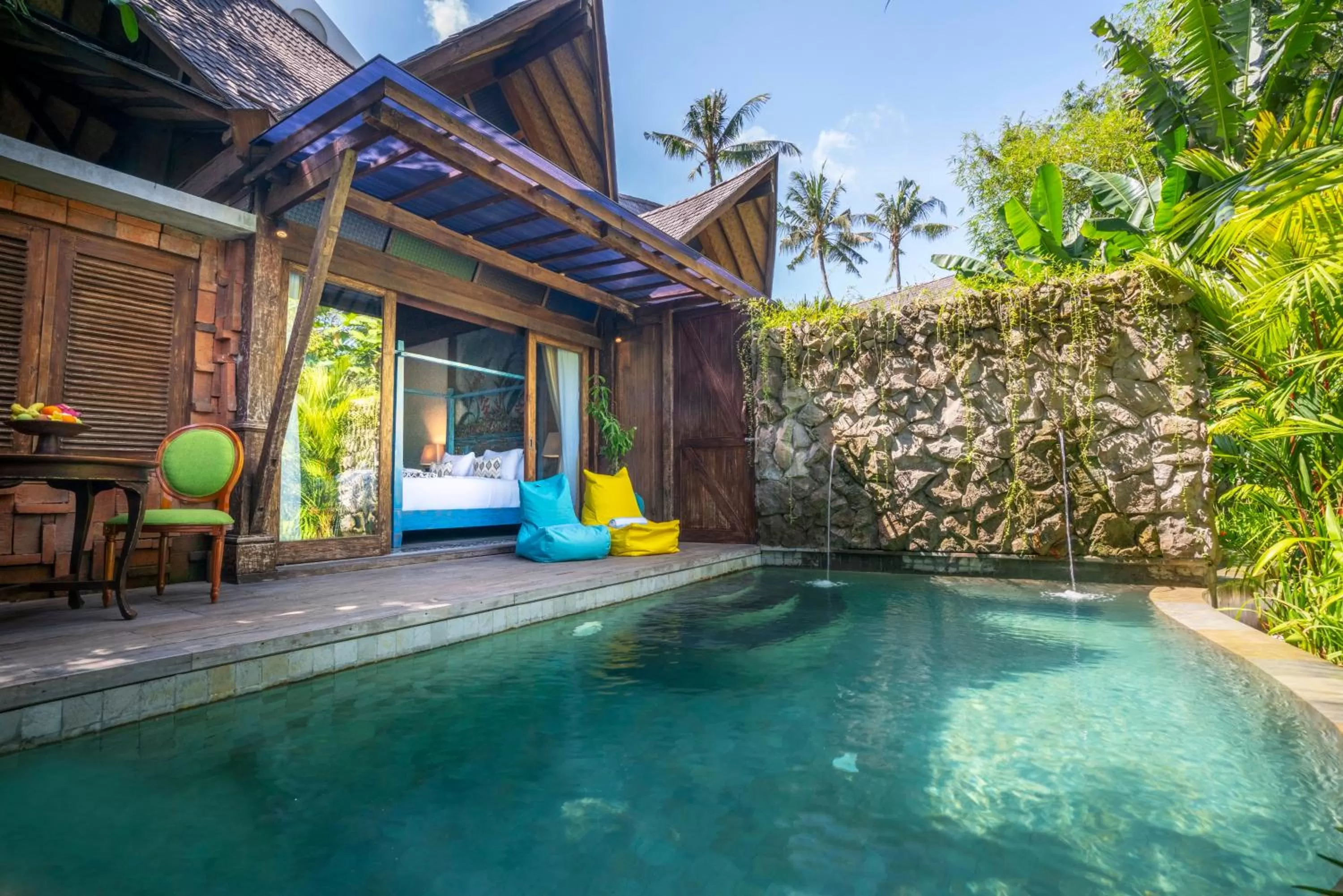 Property building in Menzel Ubud