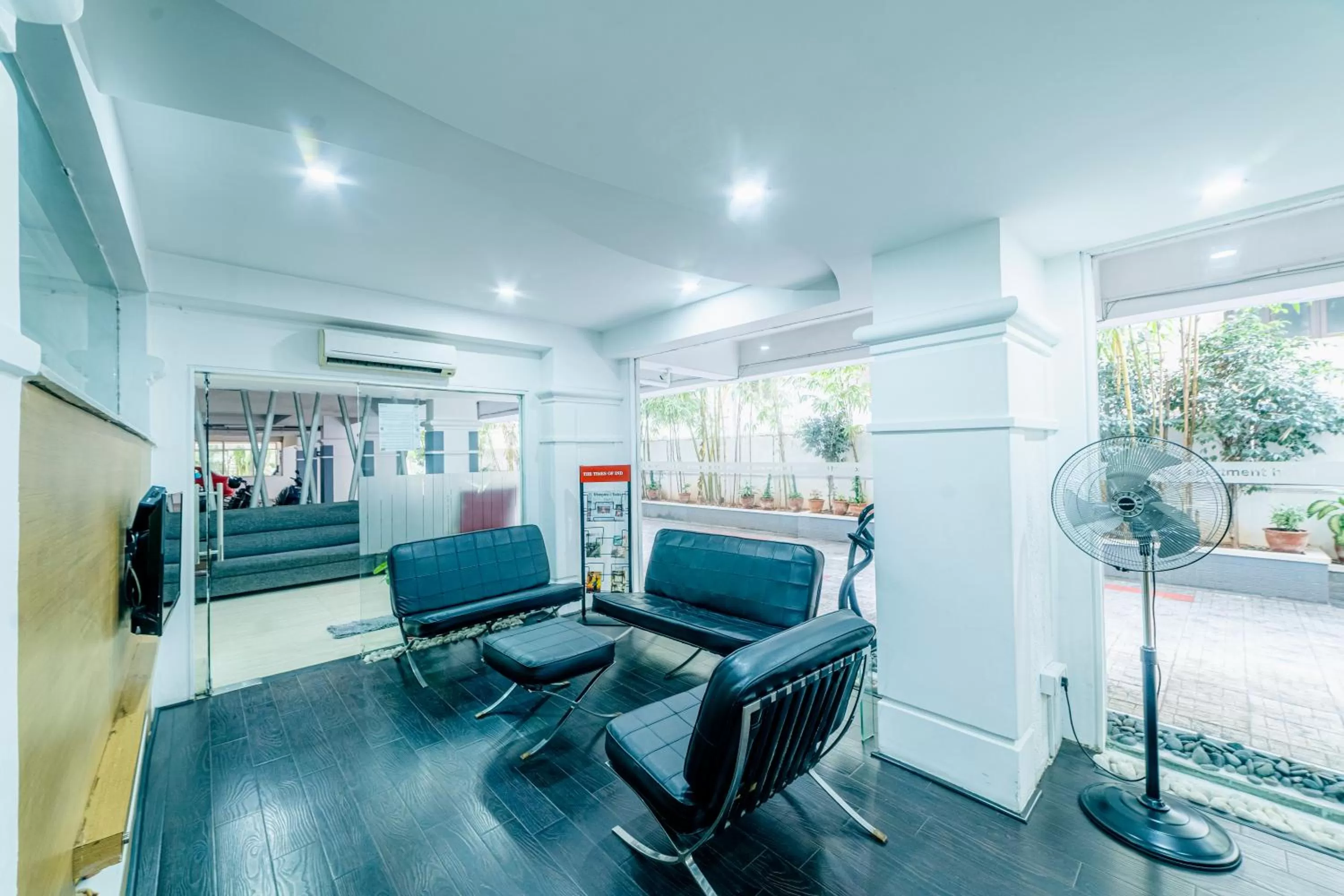 Lobby or reception in Hotel Athome & Serviced Apartments by Deccan Serai Hotels