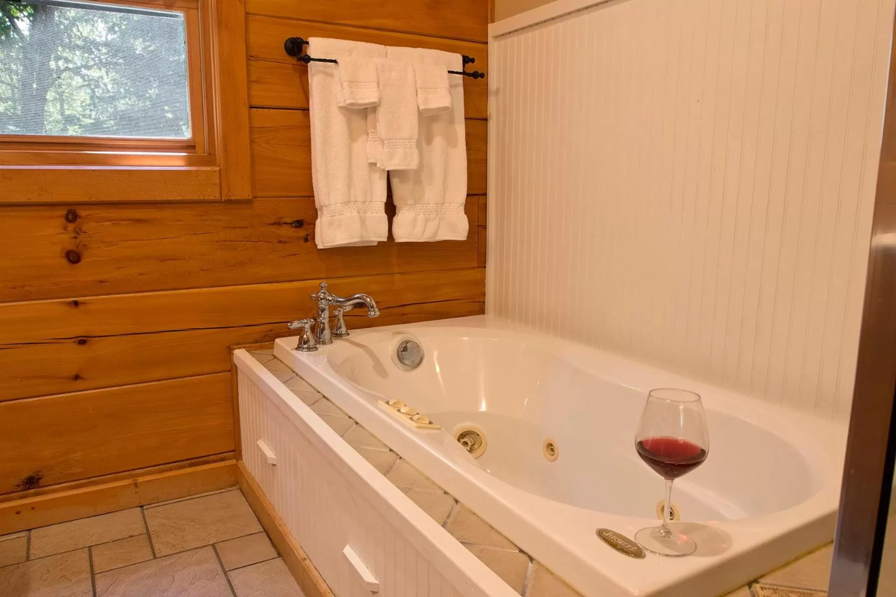 Bathroom in Lazy Bear Lodge