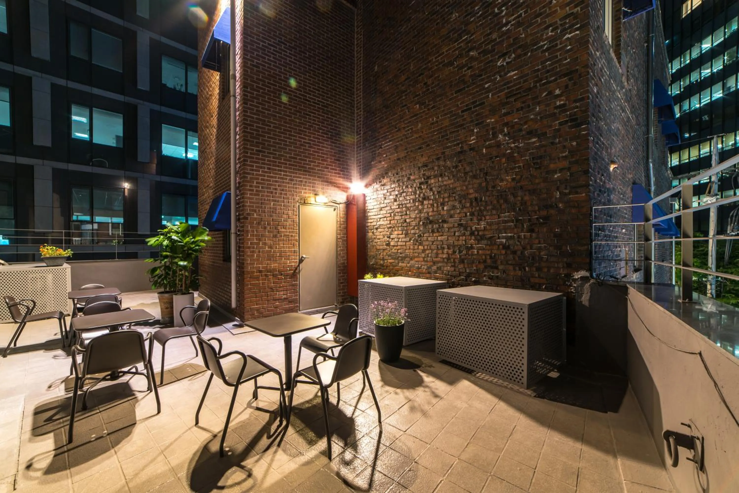 Property building in Soosong Guesthouse Gwanghwamun Myeongdon g