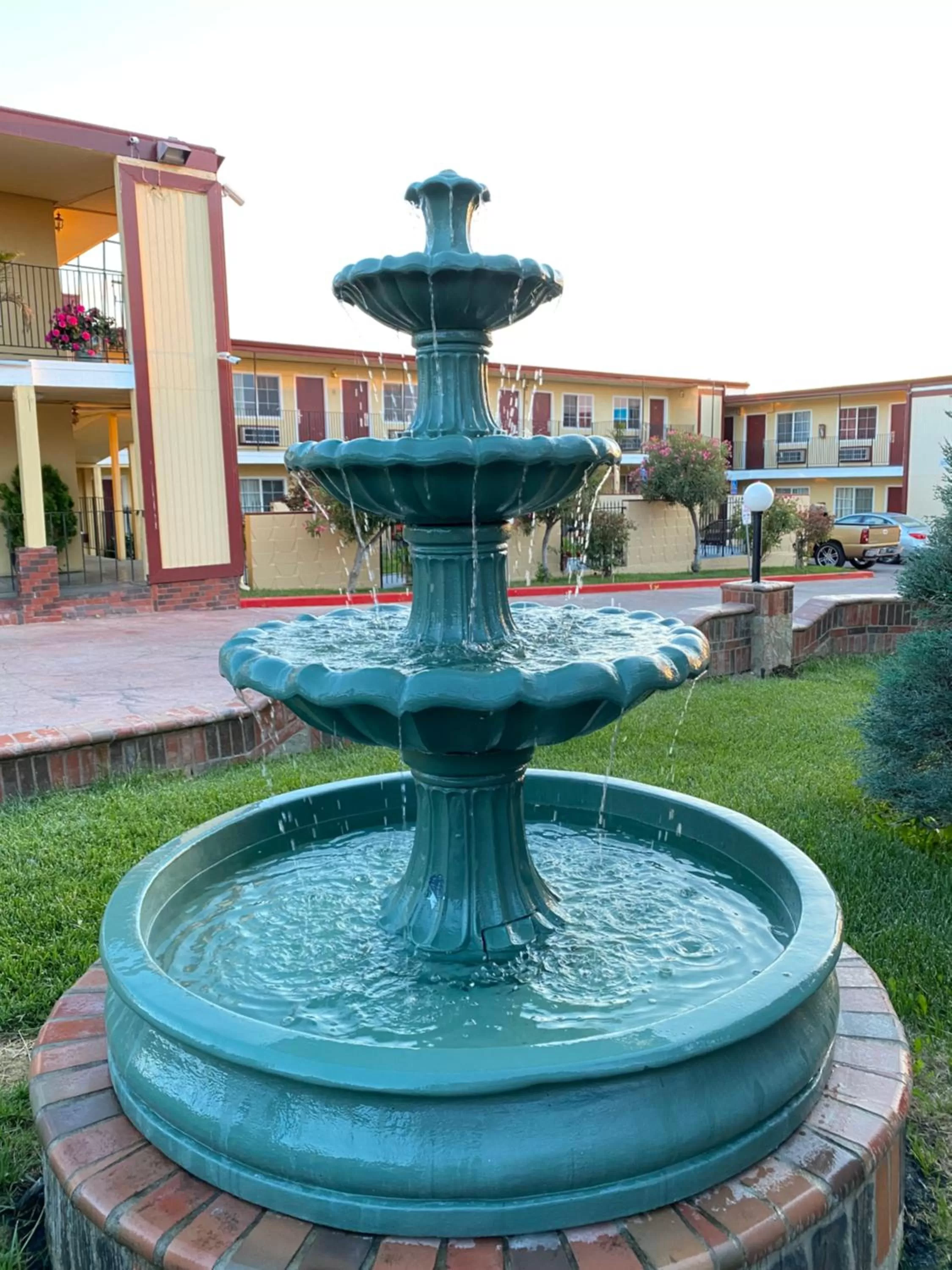 Property building in Motel 7 - Near Six Flags, Vallejo - Napa Valley