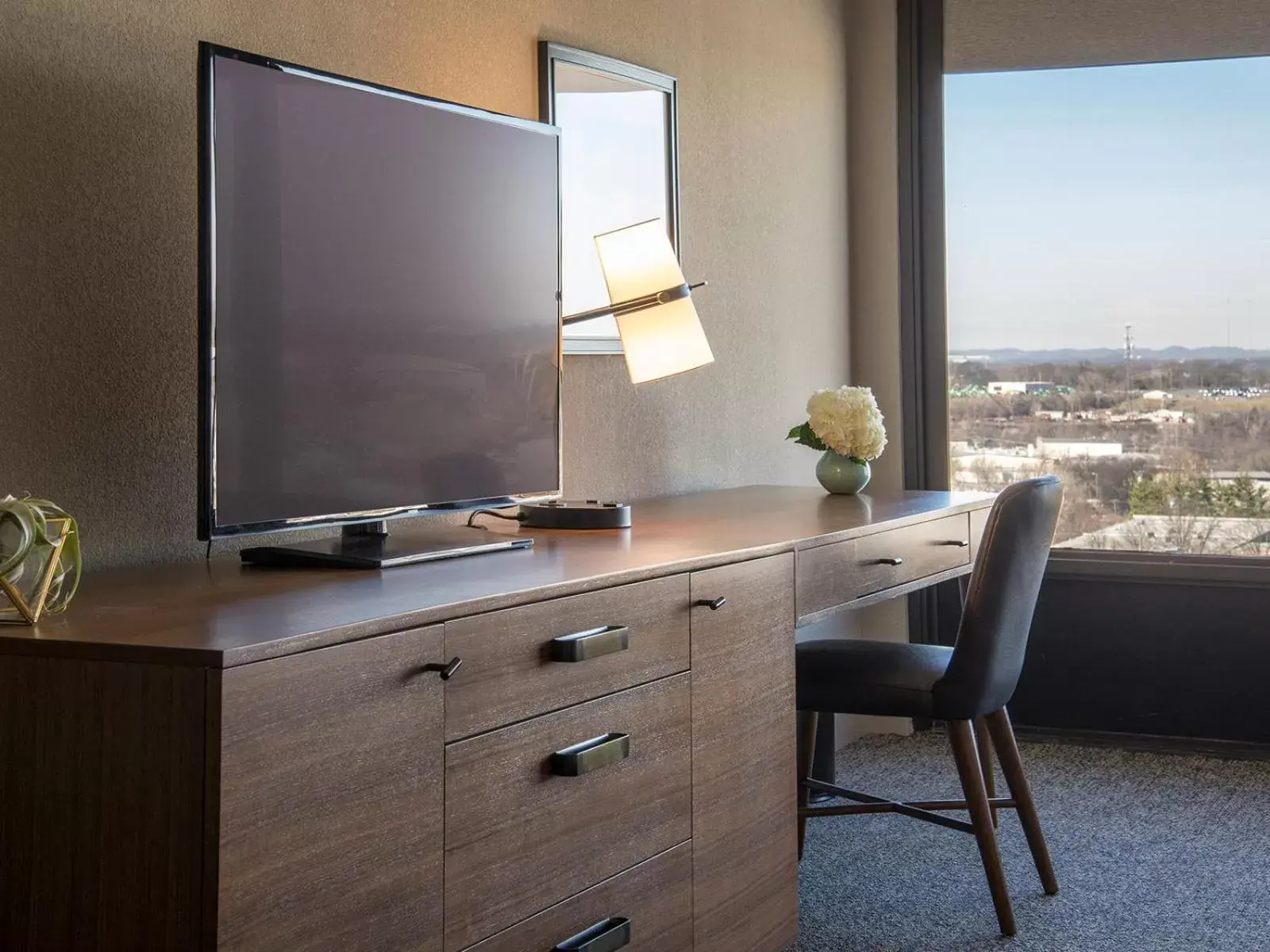 Premium Corner King in Hotel Preston Nashville Airport Premium Corner King in Hotel Preston Nashville Airport