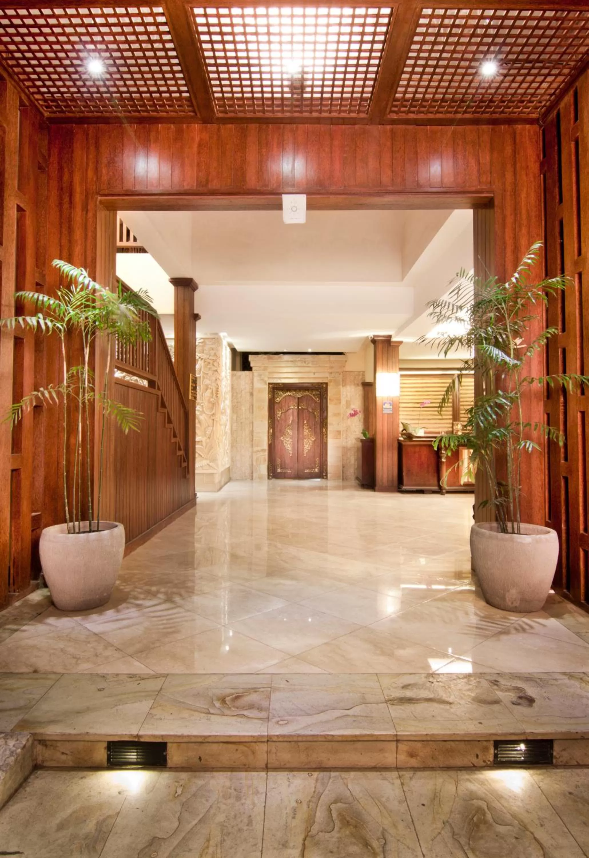 Facade/entrance in Best Western Kuta Villa