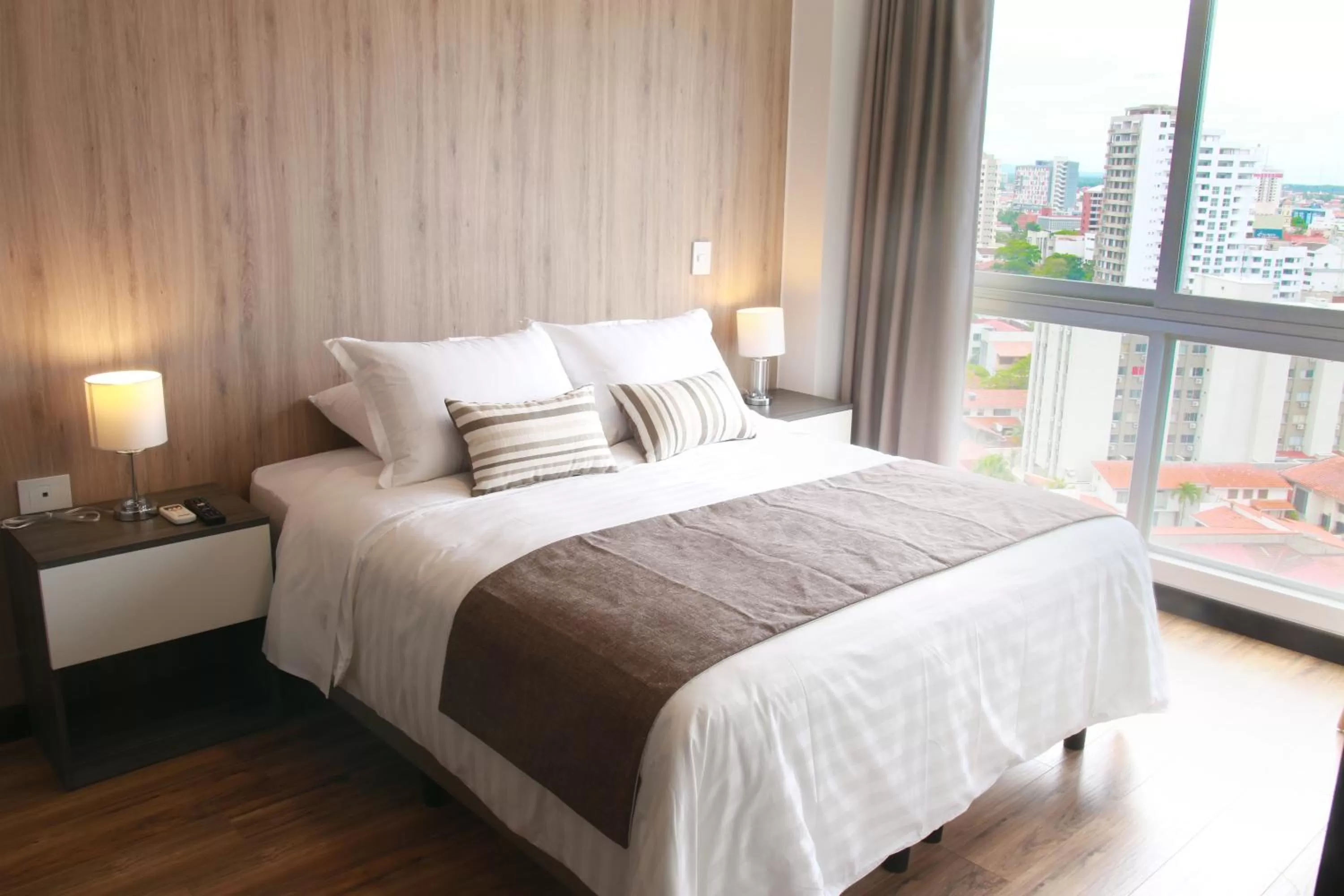 Bedroom, Bed in Urban Suites Apart Hotel