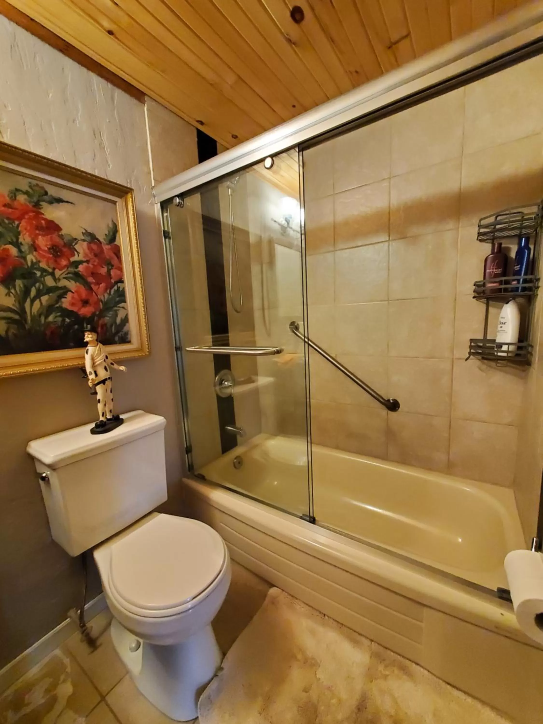 Bathroom in Shambhala Bed and Breakfast