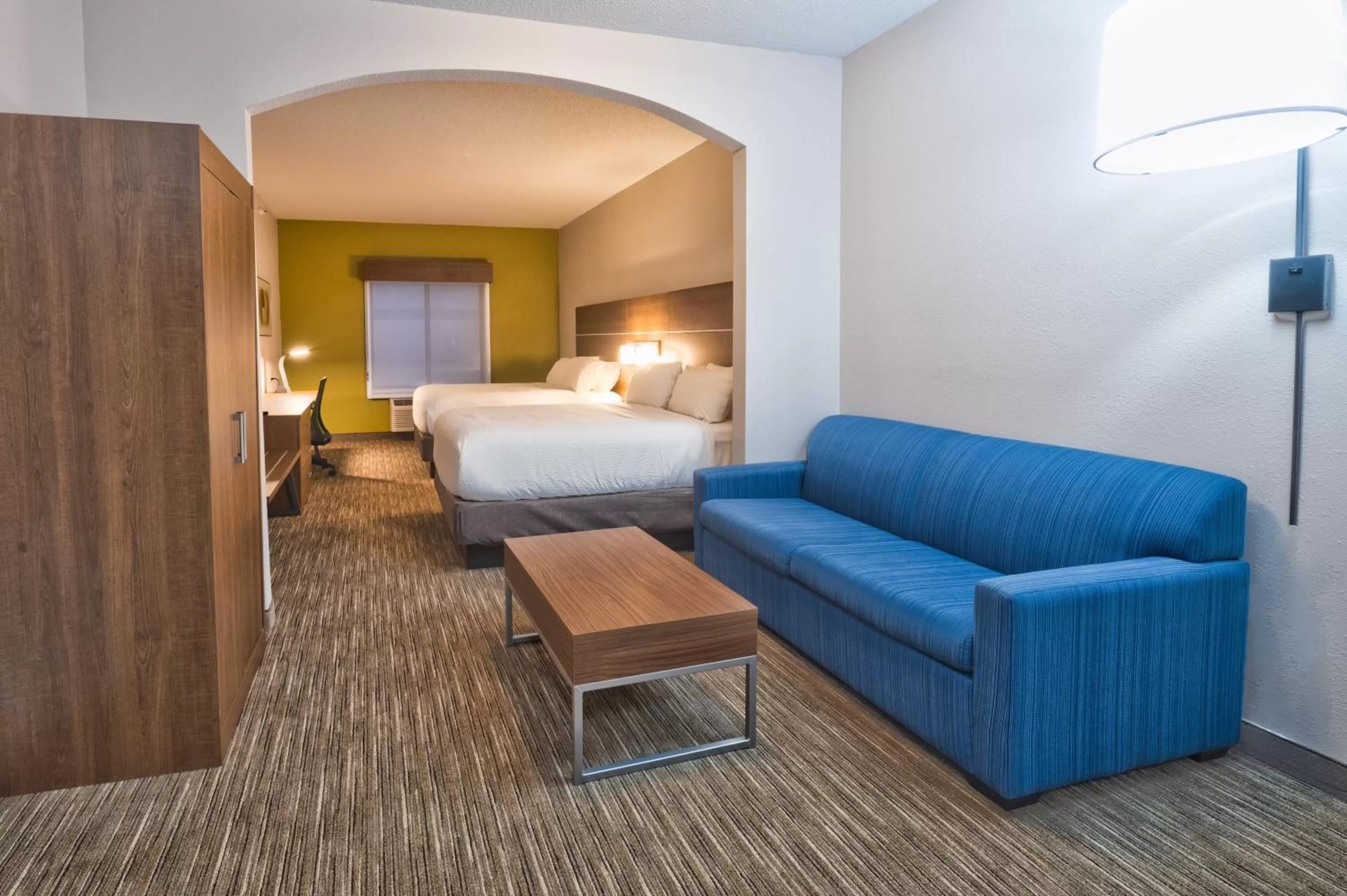 Photo of the whole room, Bed in Holiday Inn Express Hotel & Suites Goshen by IHG