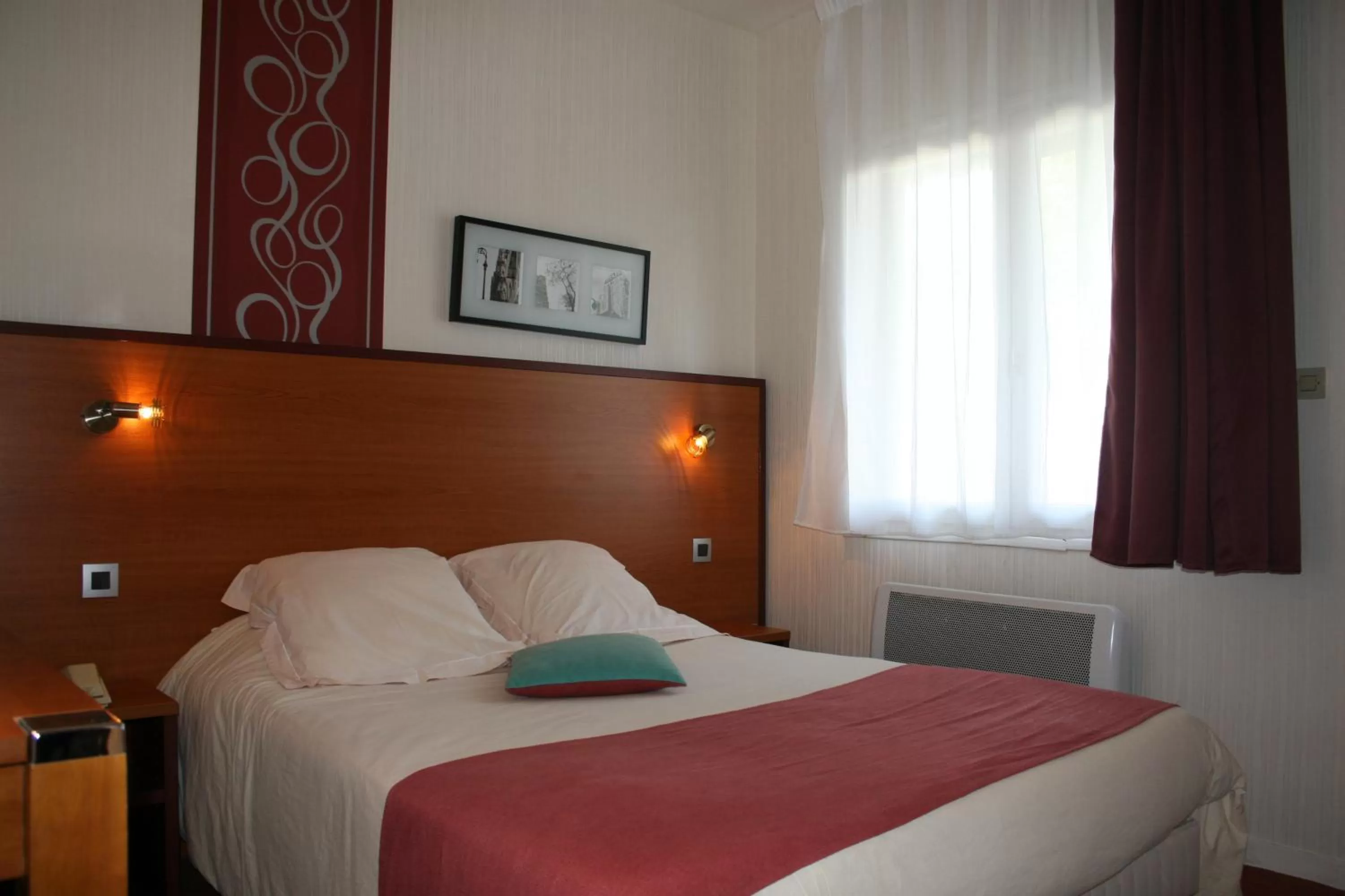Premium Double Room in Cit'Hotel Capricorne