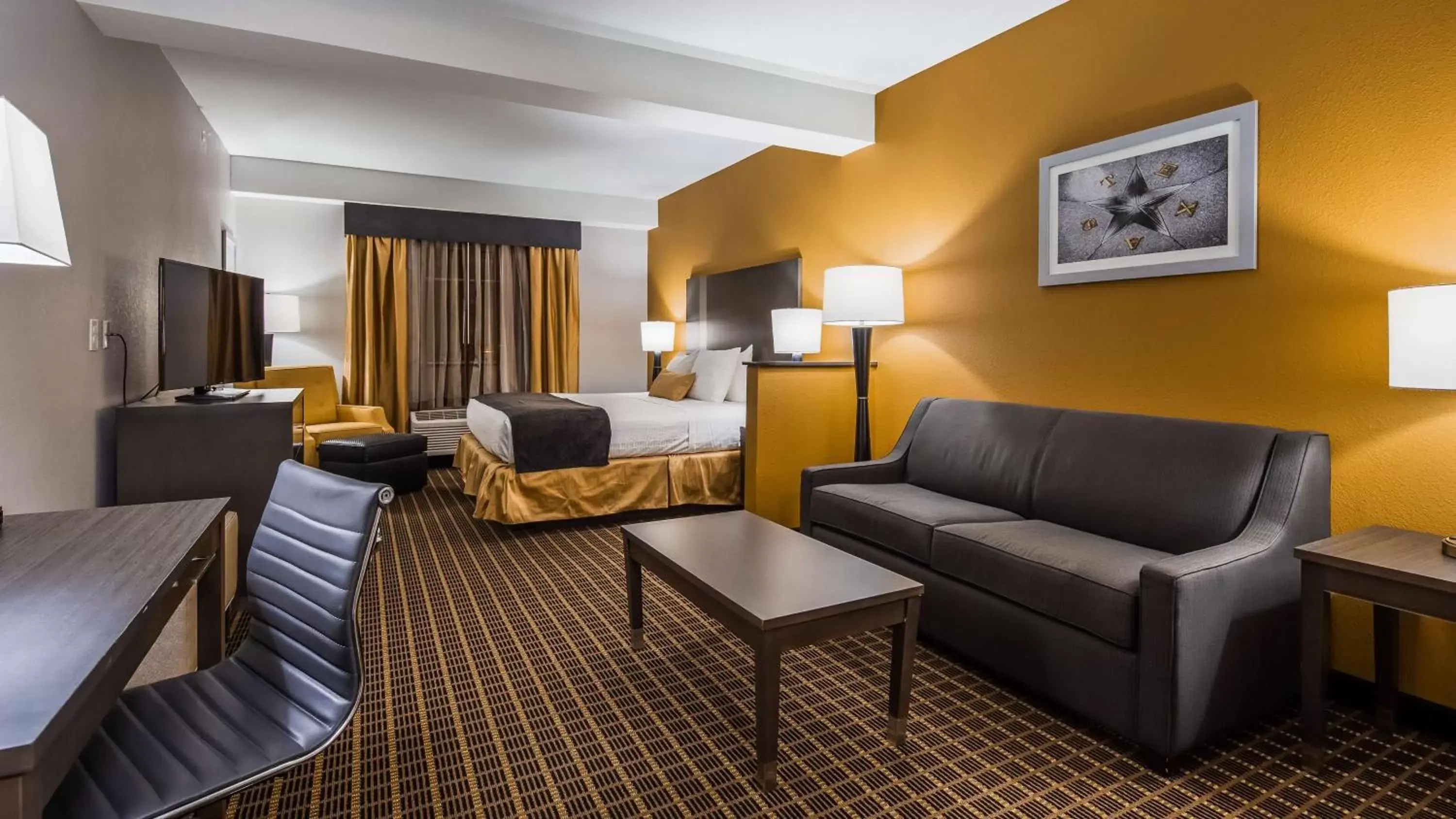 King Suite - Non-Smoking in Best Western Plus Lampasas Inn & Suites King Suite - Non-Smoking in Best Western Plus Lampasas Inn & Suites