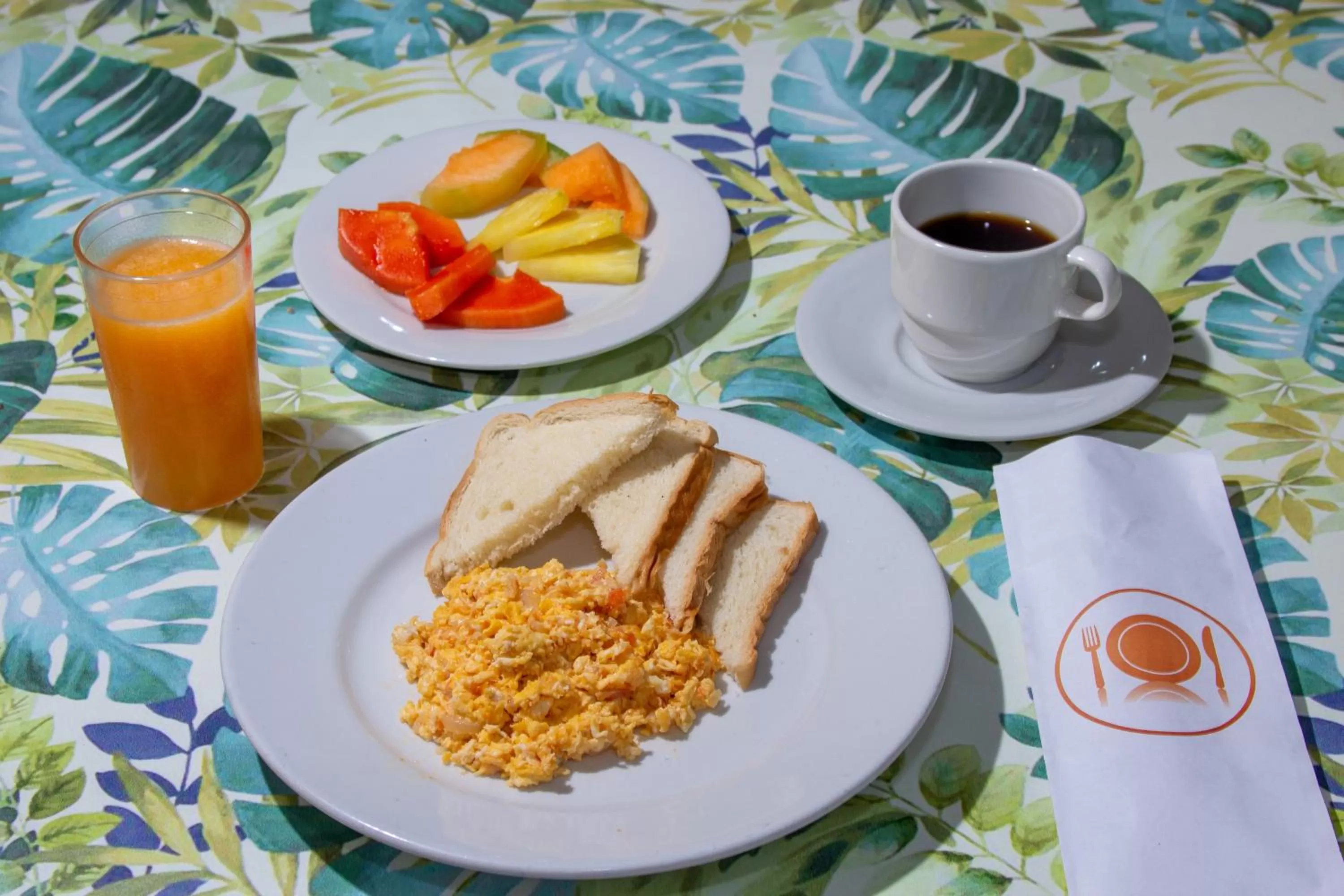 Food and drinks in Hotel Bocagrande By GEH Suites