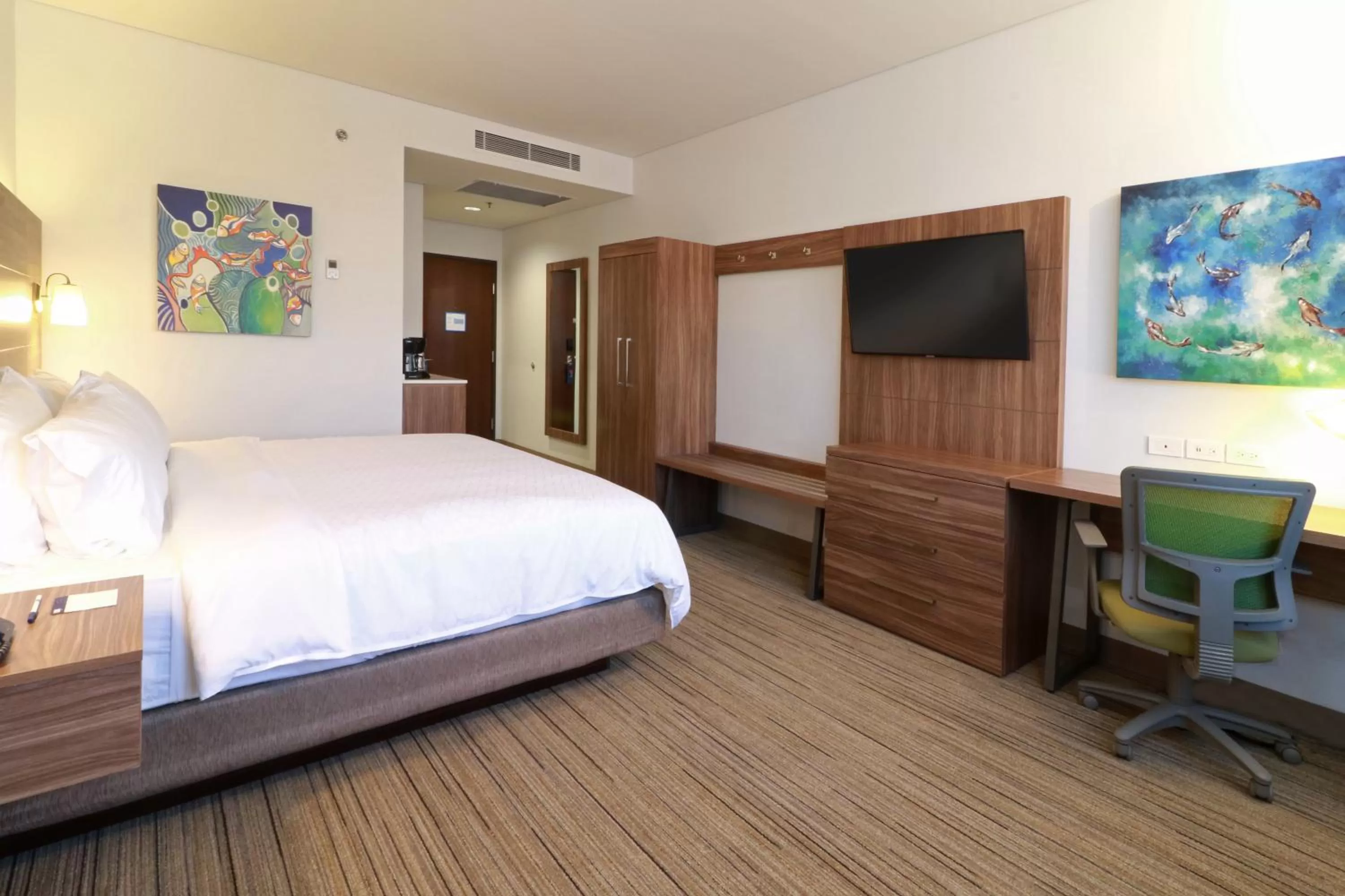 Photo of the whole room, Bed in Holiday Inn Express & Suites - Ensenada Centro by IHG