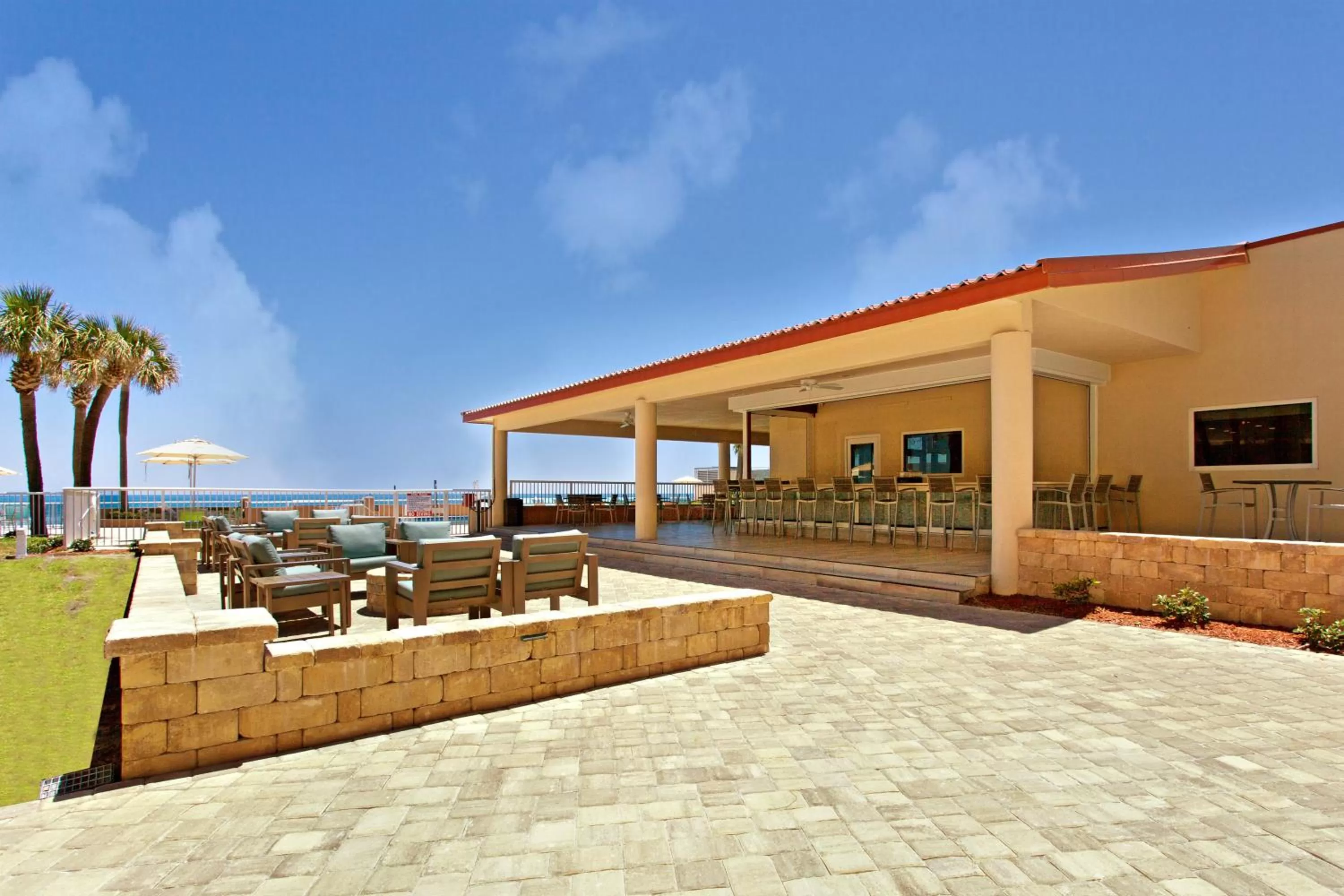 Lobby or reception in Holiday Inn Hotel & Suites Daytona Beach On The Ocean by IHG